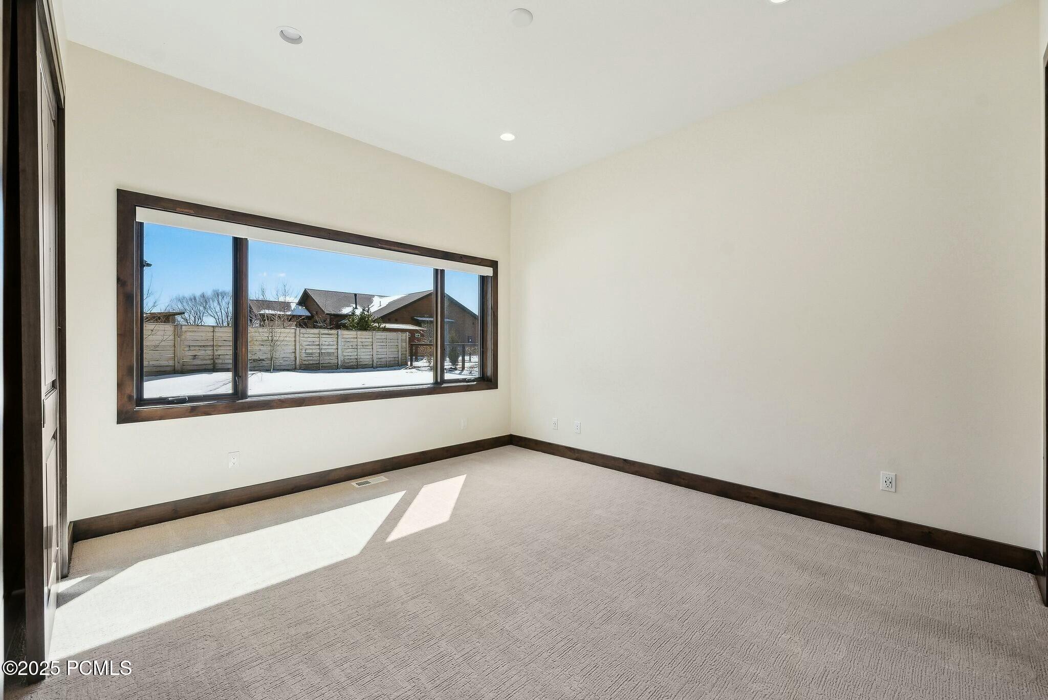 Kamas, Utah 84036, United States, 4 Bedrooms Bedrooms, ,5 BathroomsBathrooms,Residential,Active,94612