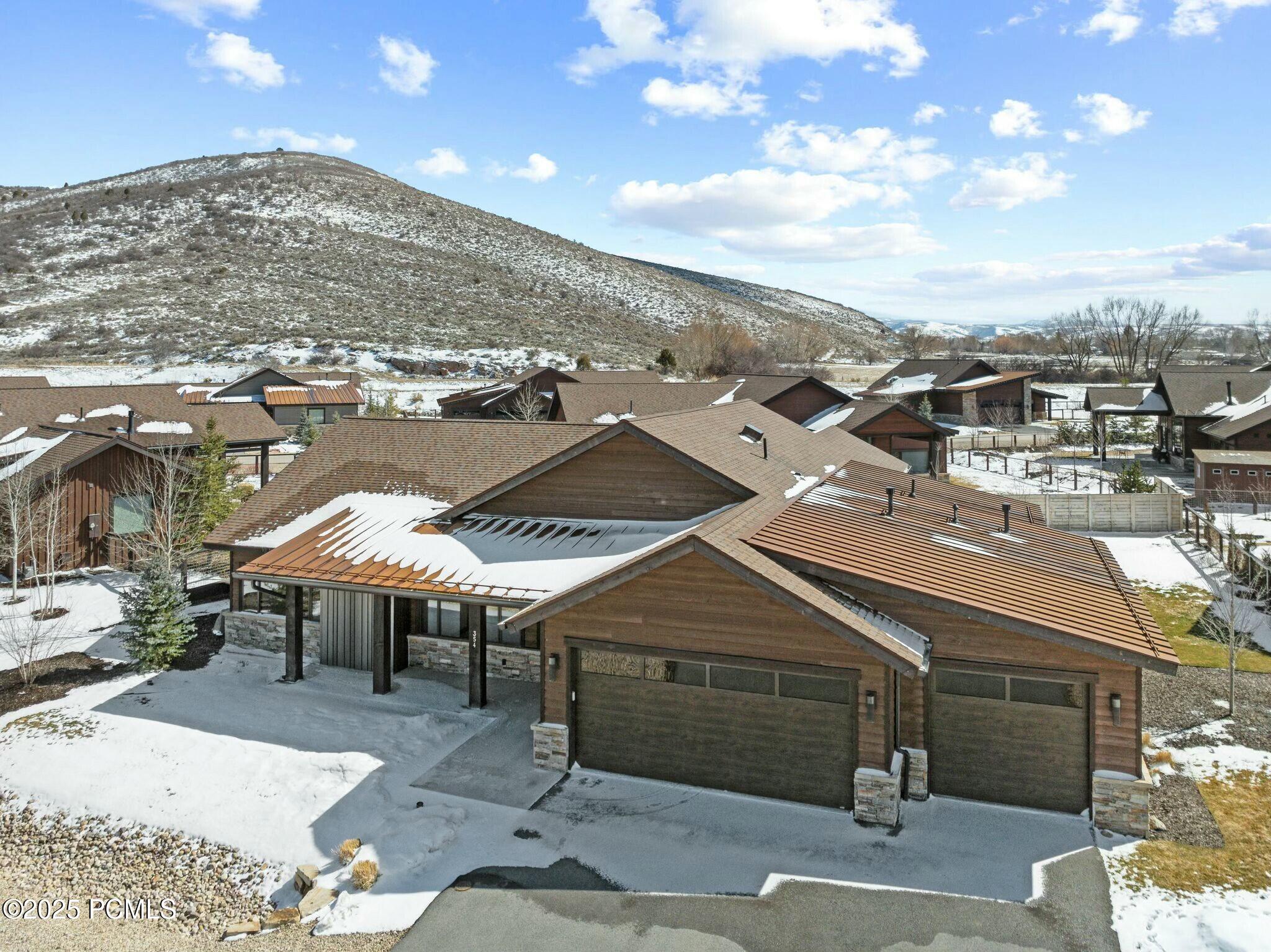 Kamas, Utah 84036, United States, 4 Bedrooms Bedrooms, ,5 BathroomsBathrooms,Residential,Active,94612