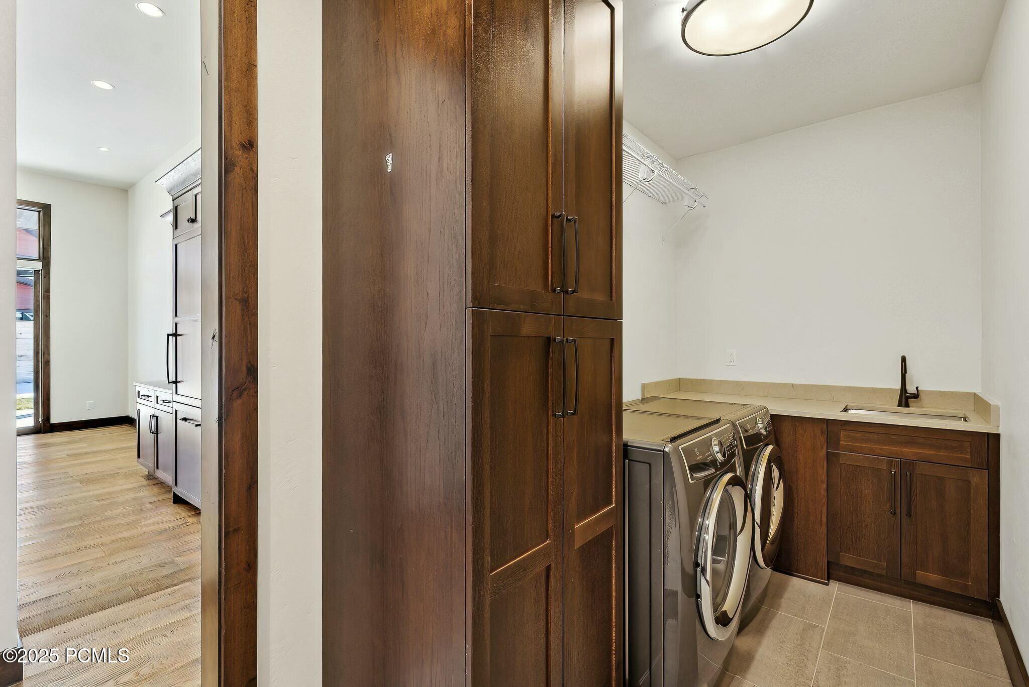 Kamas, Utah 84036, United States, 4 Bedrooms Bedrooms, ,5 BathroomsBathrooms,Residential,Active,94612