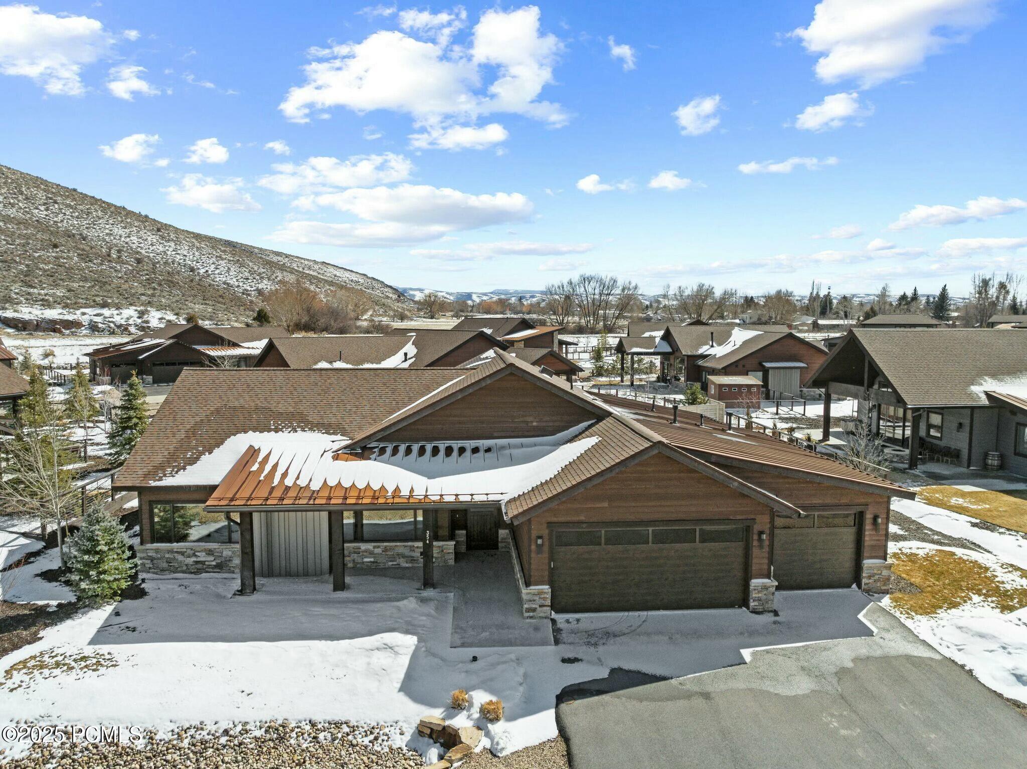 Kamas, Utah 84036, United States, 4 Bedrooms Bedrooms, ,5 BathroomsBathrooms,Residential,Active,94612