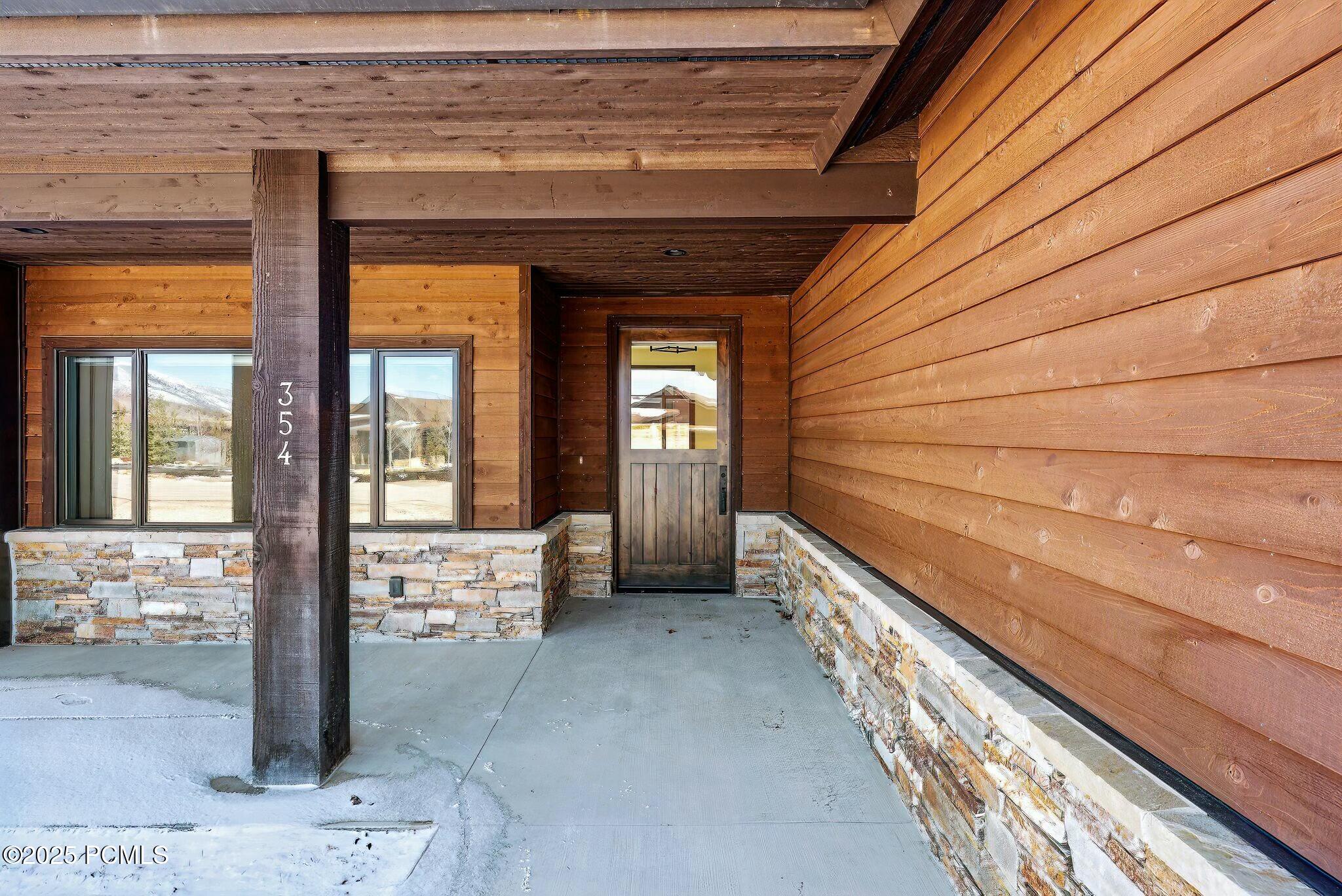 Kamas, Utah 84036, United States, 4 Bedrooms Bedrooms, ,5 BathroomsBathrooms,Residential,Active,94612