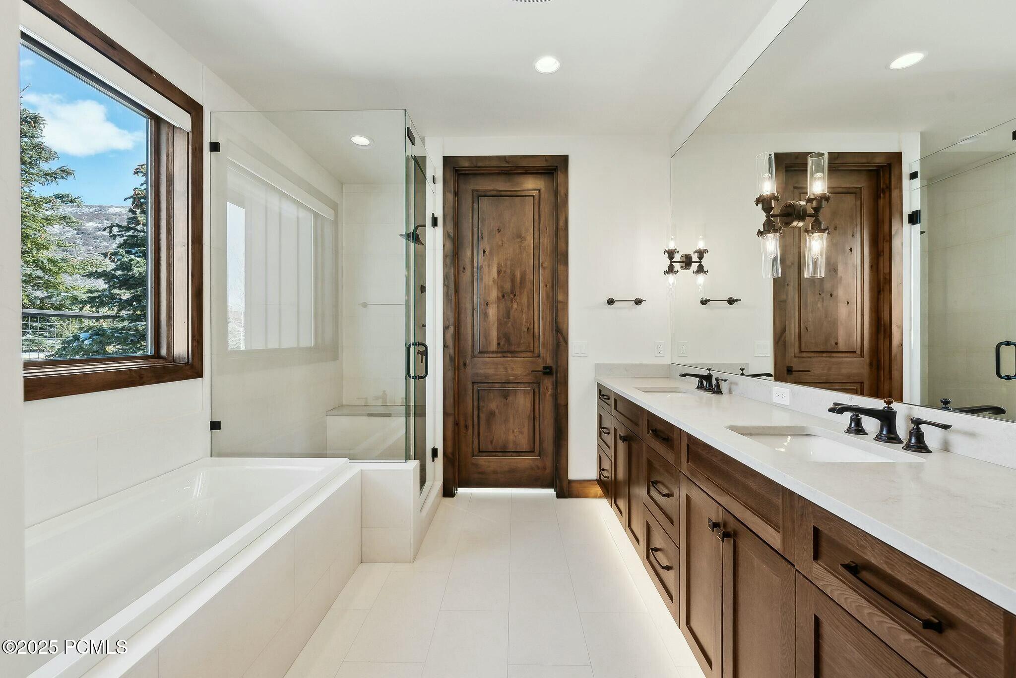 Kamas, Utah 84036, United States, 4 Bedrooms Bedrooms, ,5 BathroomsBathrooms,Residential,Active,94612