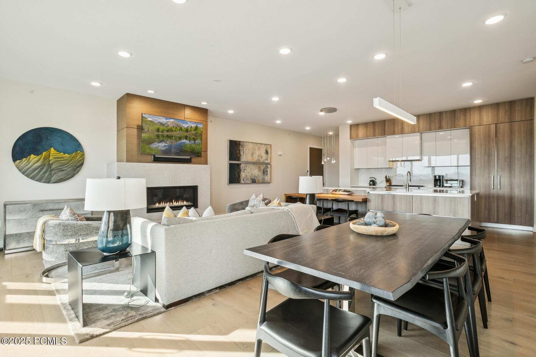 Park City, Utah 84098, United States, 4 Bedrooms Bedrooms, ,5 BathroomsBathrooms,Residential,Active,245267