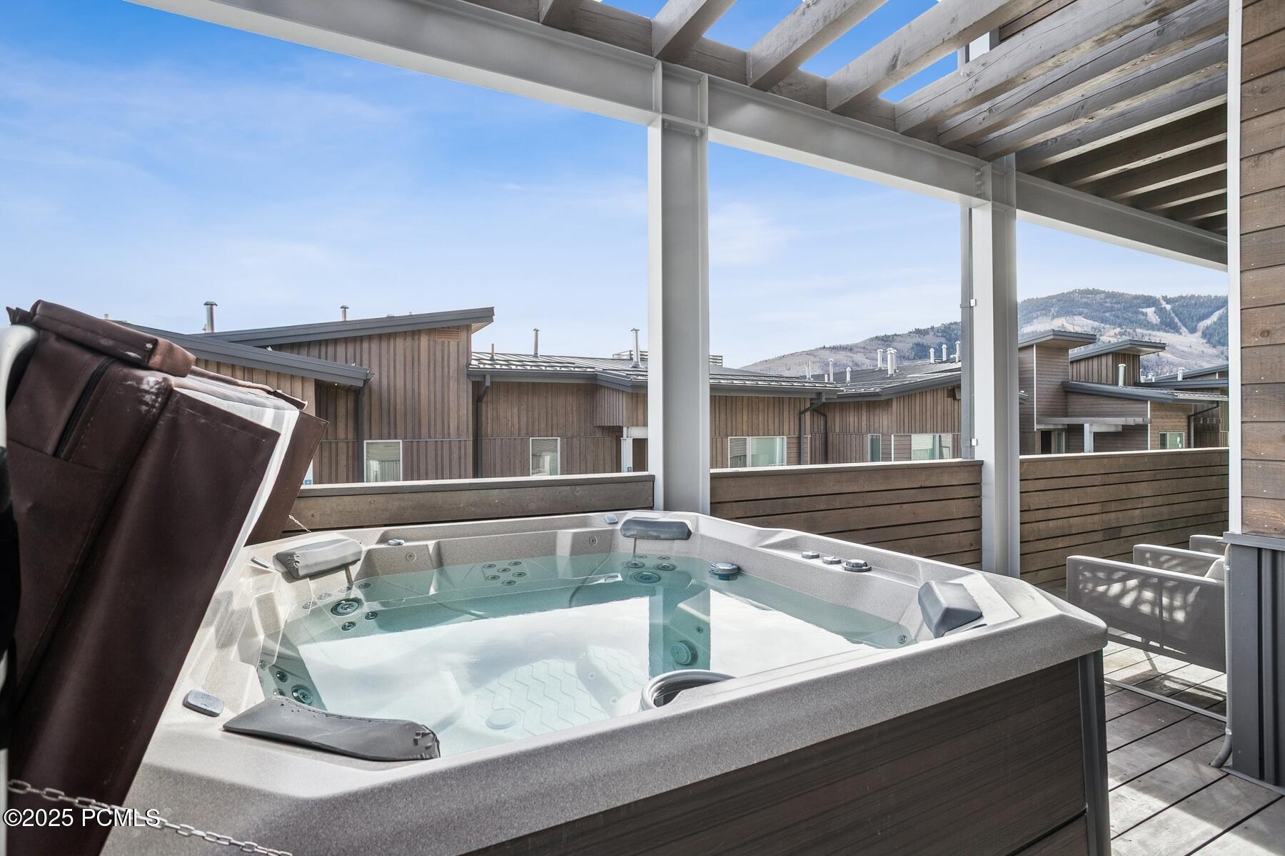 Park City, Utah 84098, United States, 4 Bedrooms Bedrooms, ,5 BathroomsBathrooms,Residential,Active,245267