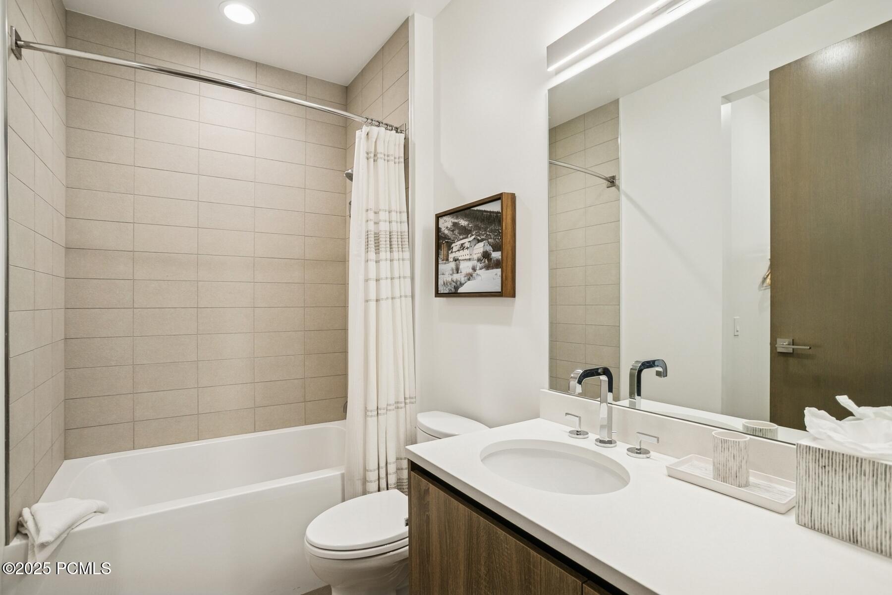 Park City, Utah 84098, United States, 4 Bedrooms Bedrooms, ,5 BathroomsBathrooms,Residential,Active,245267