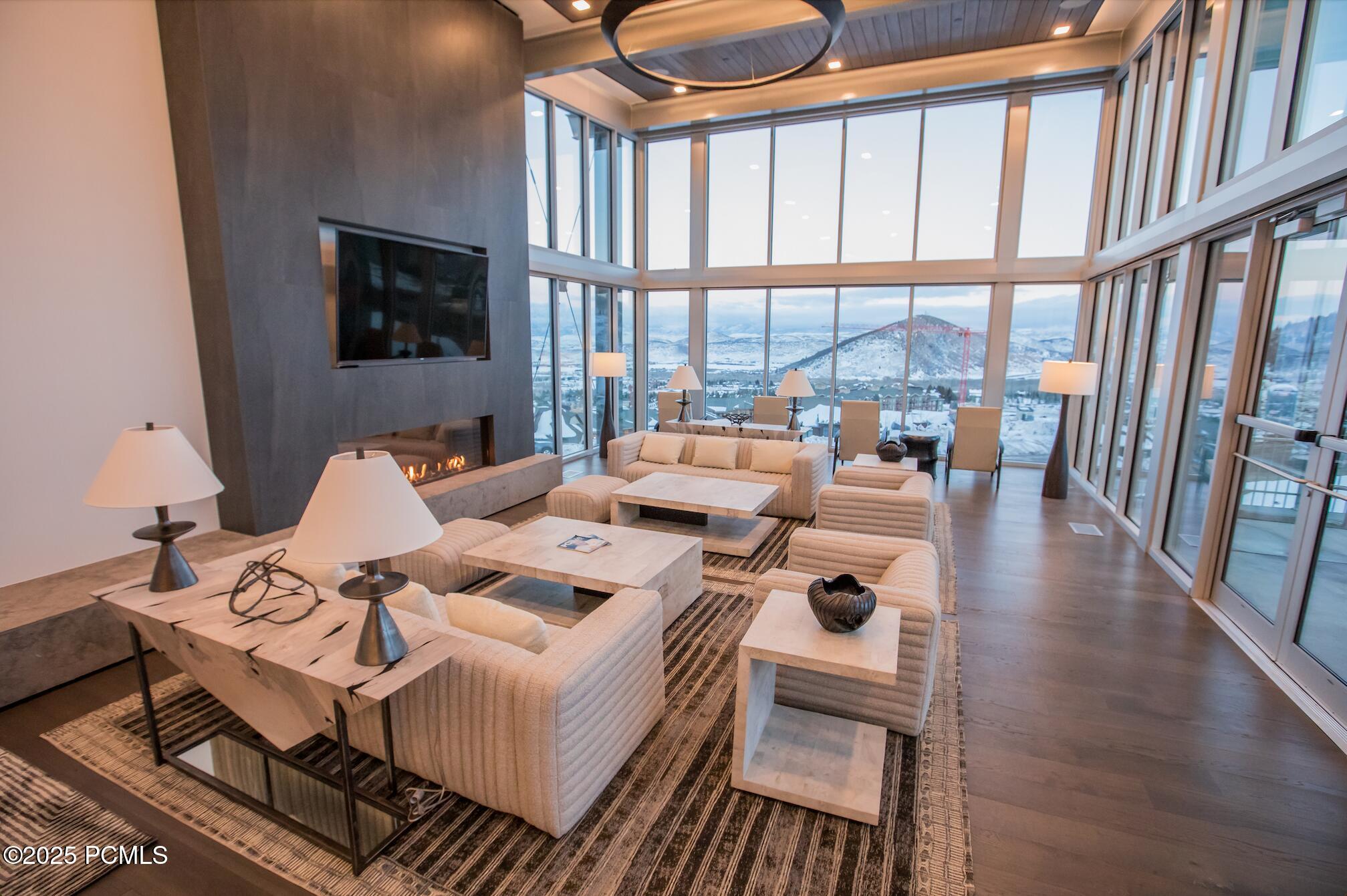 Park City, Utah 84098, United States, 4 Bedrooms Bedrooms, ,5 BathroomsBathrooms,Residential,Active,245267