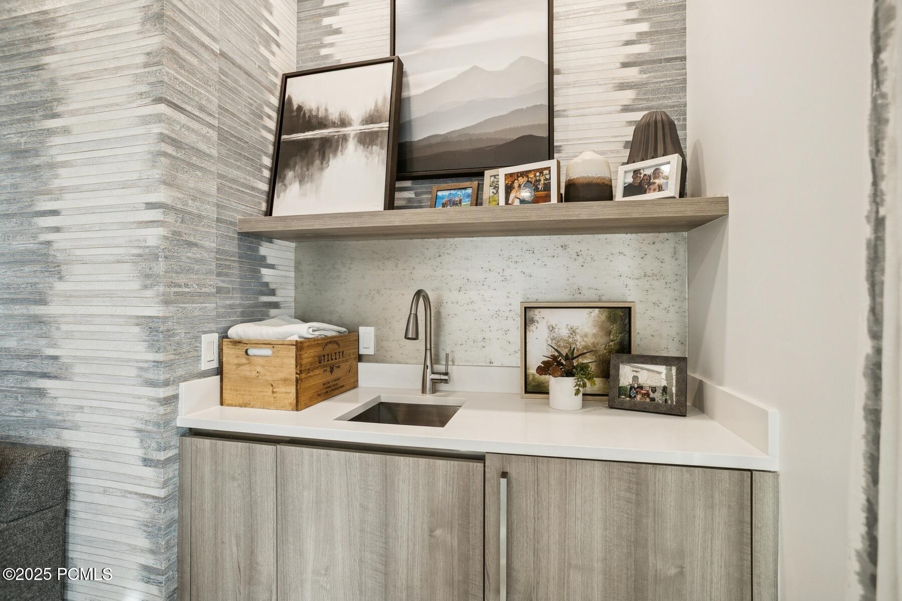 Park City, Utah 84098, United States, 4 Bedrooms Bedrooms, ,5 BathroomsBathrooms,Residential,Active,245267