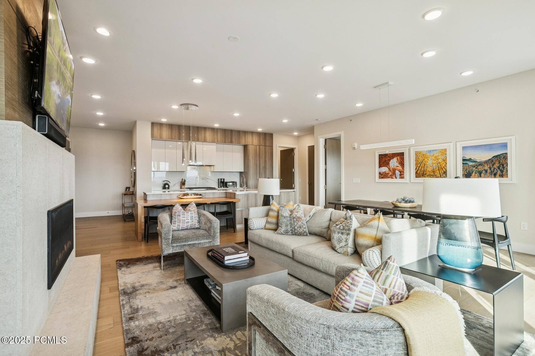 Park City, Utah 84098, United States, 4 Bedrooms Bedrooms, ,5 BathroomsBathrooms,Residential,Active,245267