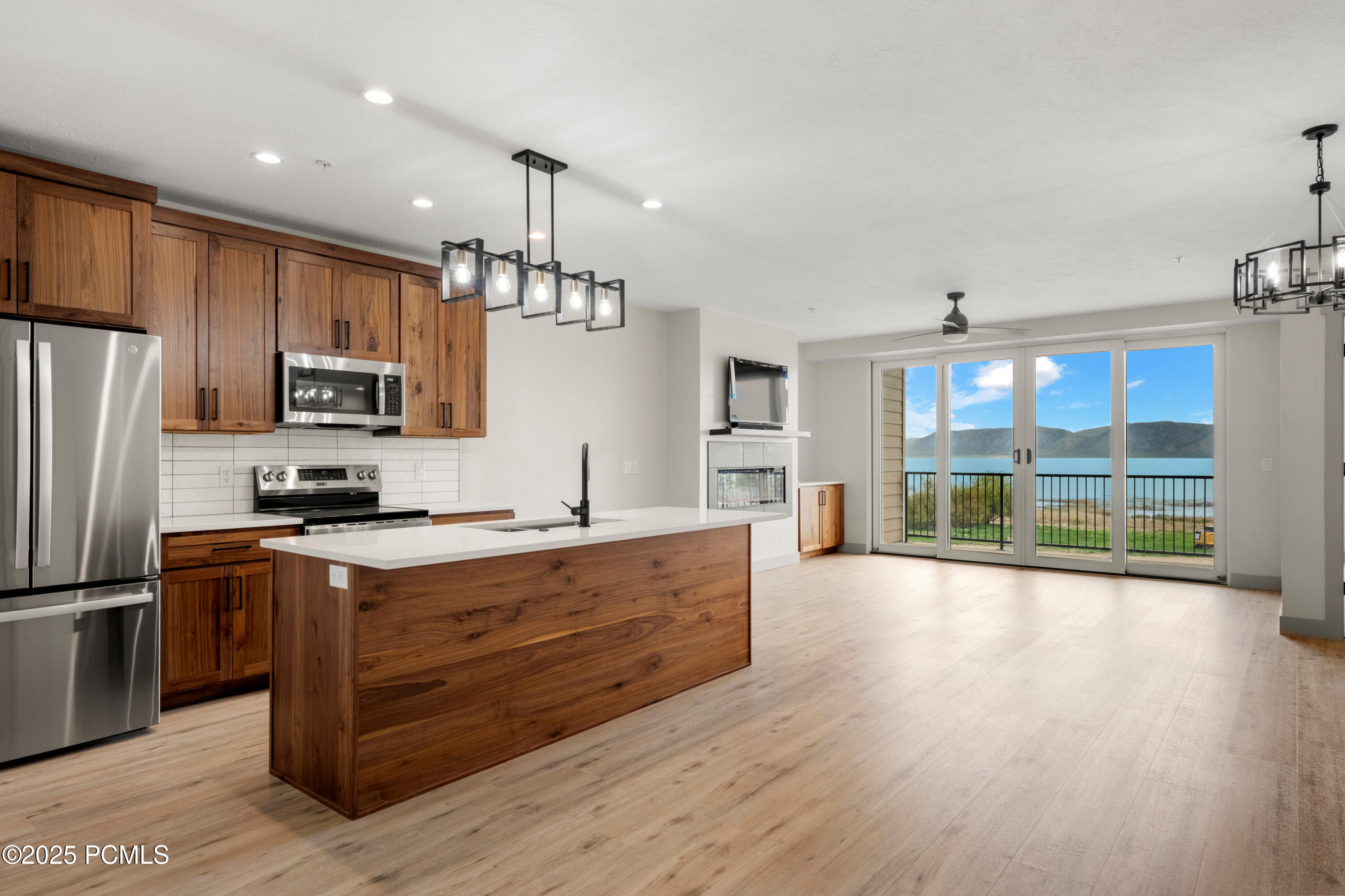 35 E 150 South Street #D101, Garden City, Utah image 3