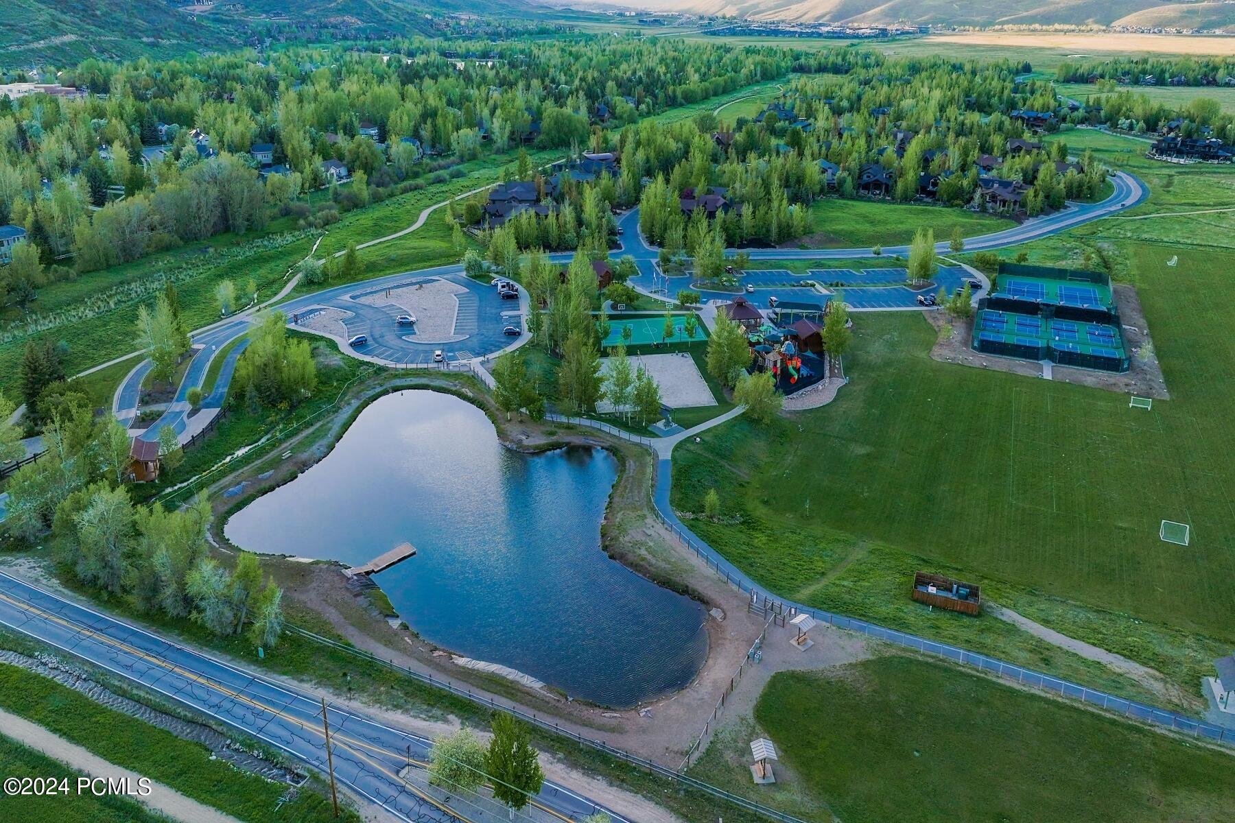 Park City, Utah 84098, United States, 6 Bedrooms Bedrooms, ,7 BathroomsBathrooms,Residential,Pending,55354