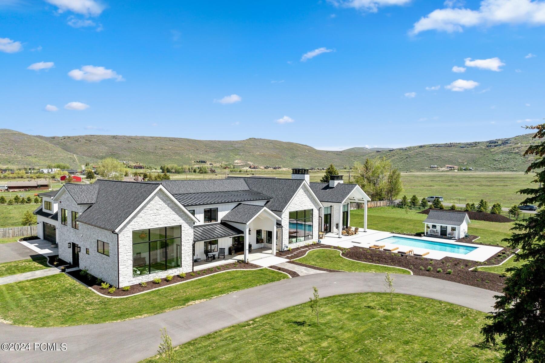 Park City, Utah 84098, United States, 6 Bedrooms Bedrooms, ,7 BathroomsBathrooms,Residential,Pending,55354