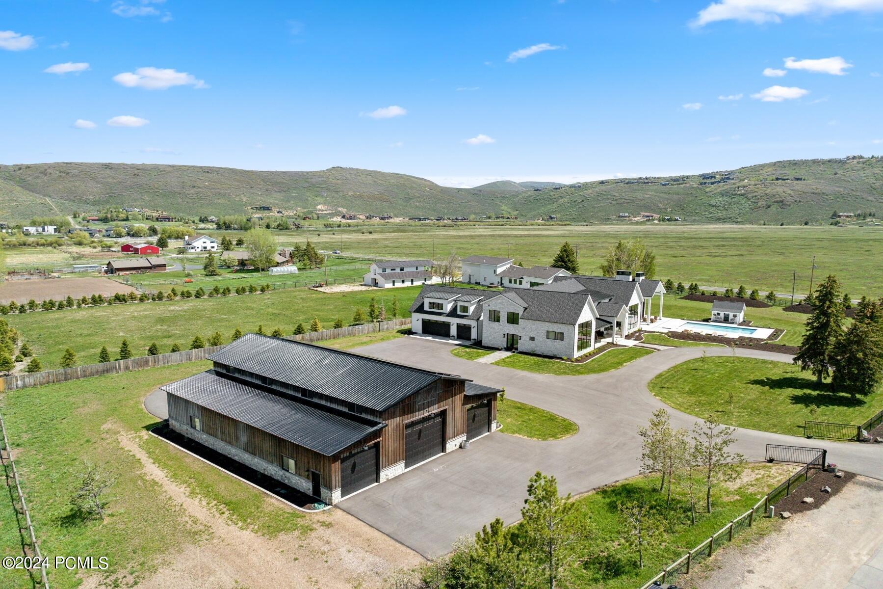 Park City, Utah 84098, United States, 6 Bedrooms Bedrooms, ,7 BathroomsBathrooms,Residential,Pending,55354