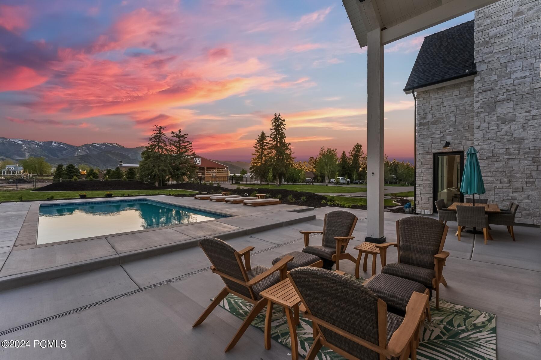 Park City, Utah 84098, United States, 6 Bedrooms Bedrooms, ,7 BathroomsBathrooms,Residential,Pending,55354