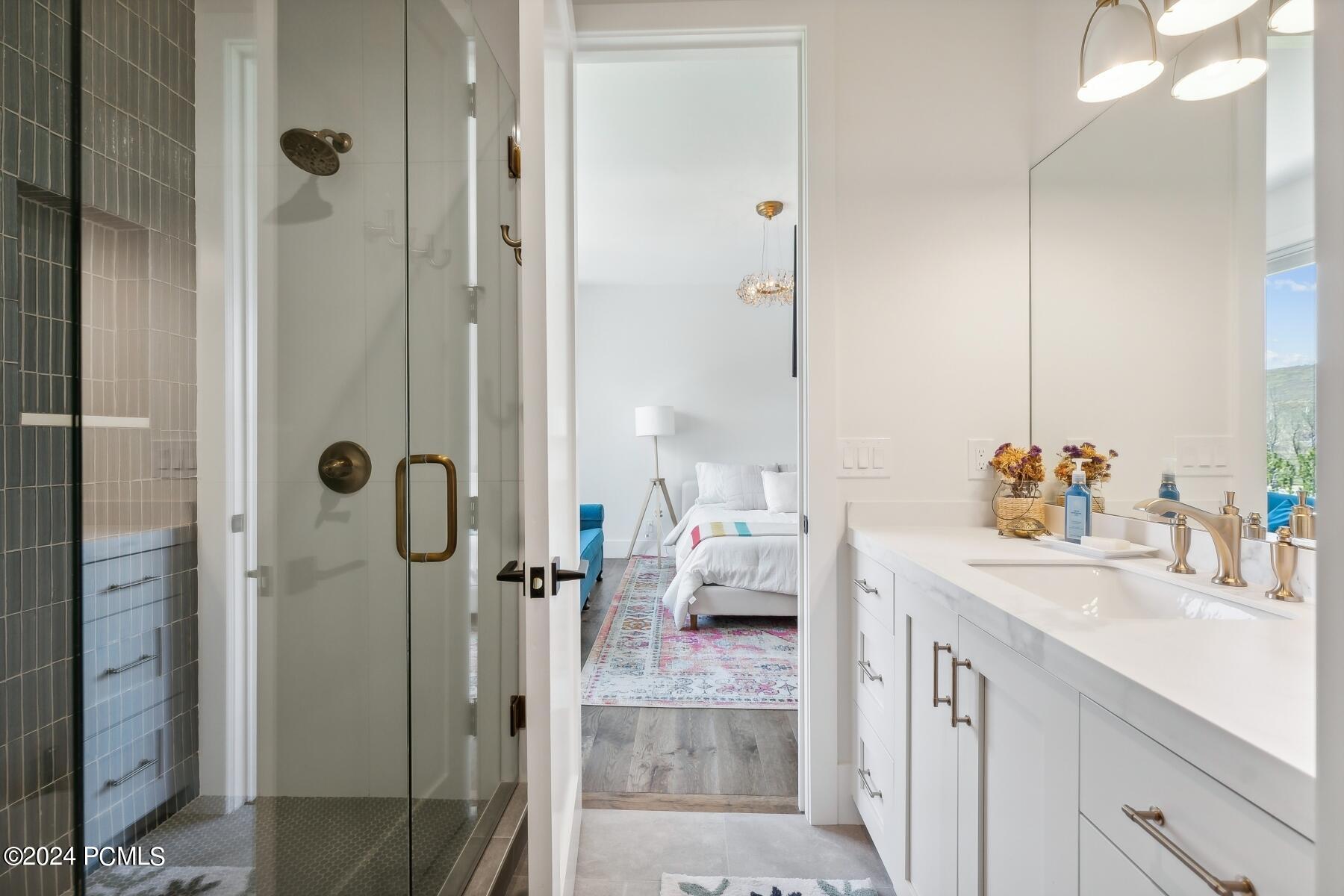 Park City, Utah 84098, United States, 6 Bedrooms Bedrooms, ,7 BathroomsBathrooms,Residential,Pending,55354