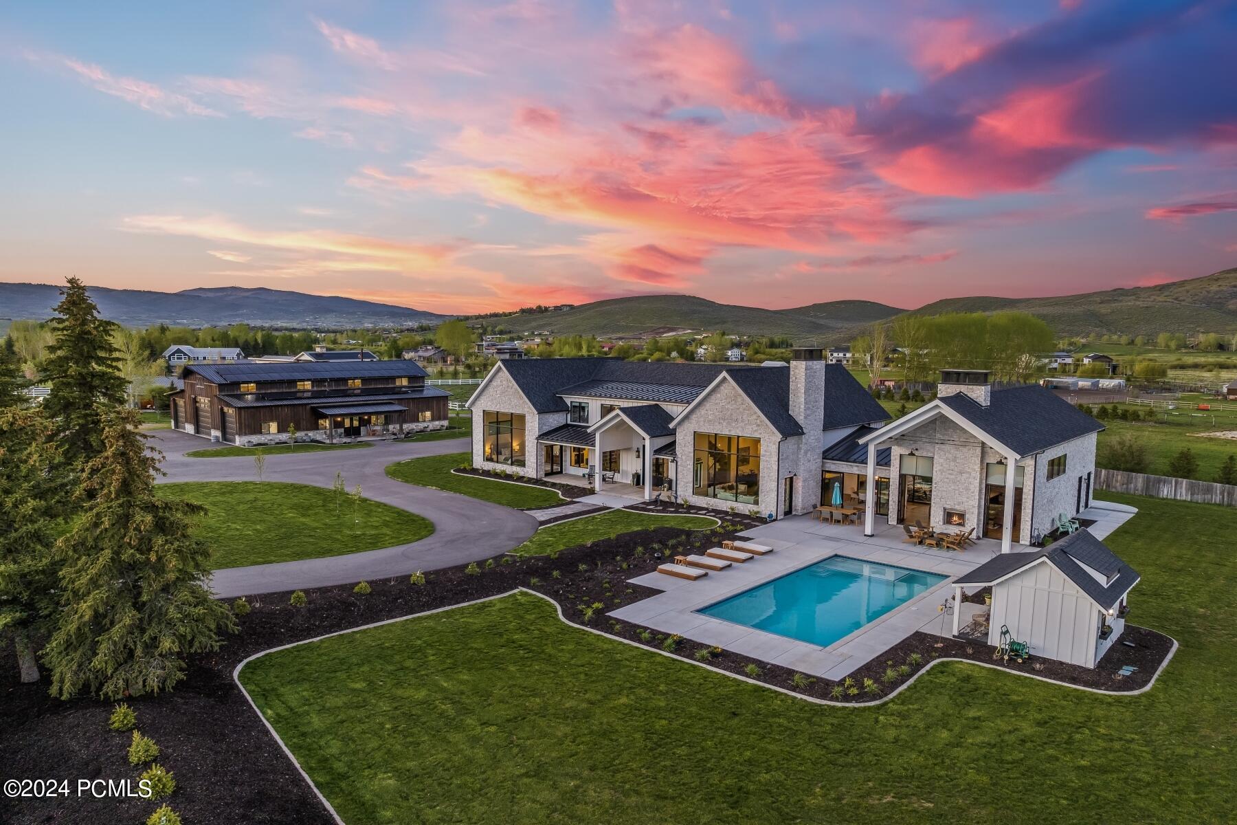 Park City, Utah 84098, United States, 6 Bedrooms Bedrooms, ,7 BathroomsBathrooms,Residential,Pending,55354