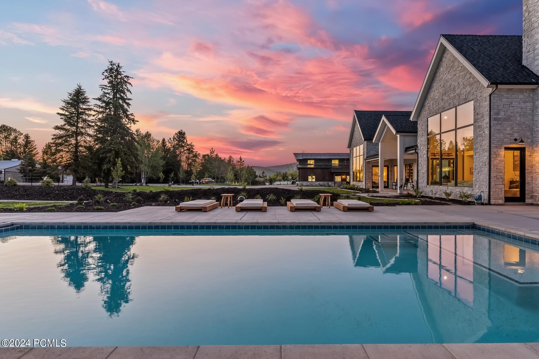 Park City, Utah 84098, United States, 6 Bedrooms Bedrooms, ,7 BathroomsBathrooms,Residential,Pending,55354