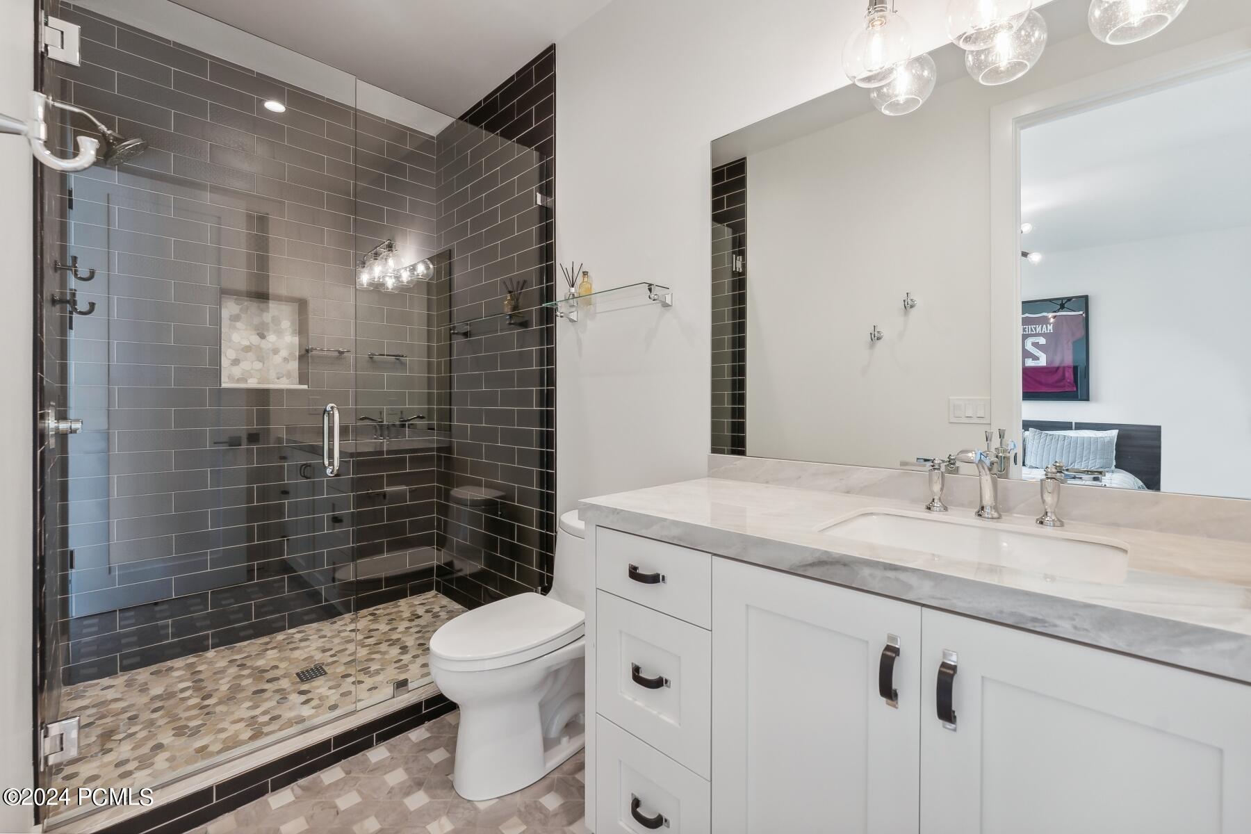 Park City, Utah 84098, United States, 6 Bedrooms Bedrooms, ,7 BathroomsBathrooms,Residential,Pending,55354