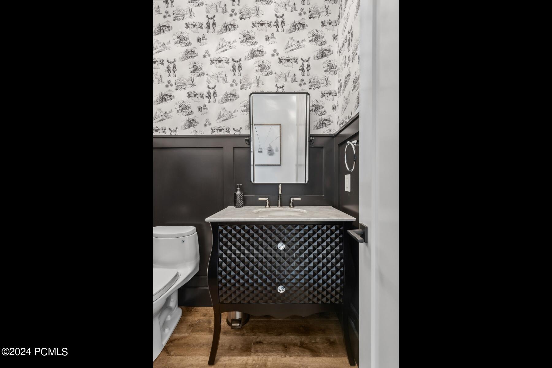 Park City, Utah 84098, United States, 6 Bedrooms Bedrooms, ,7 BathroomsBathrooms,Residential,Pending,55354