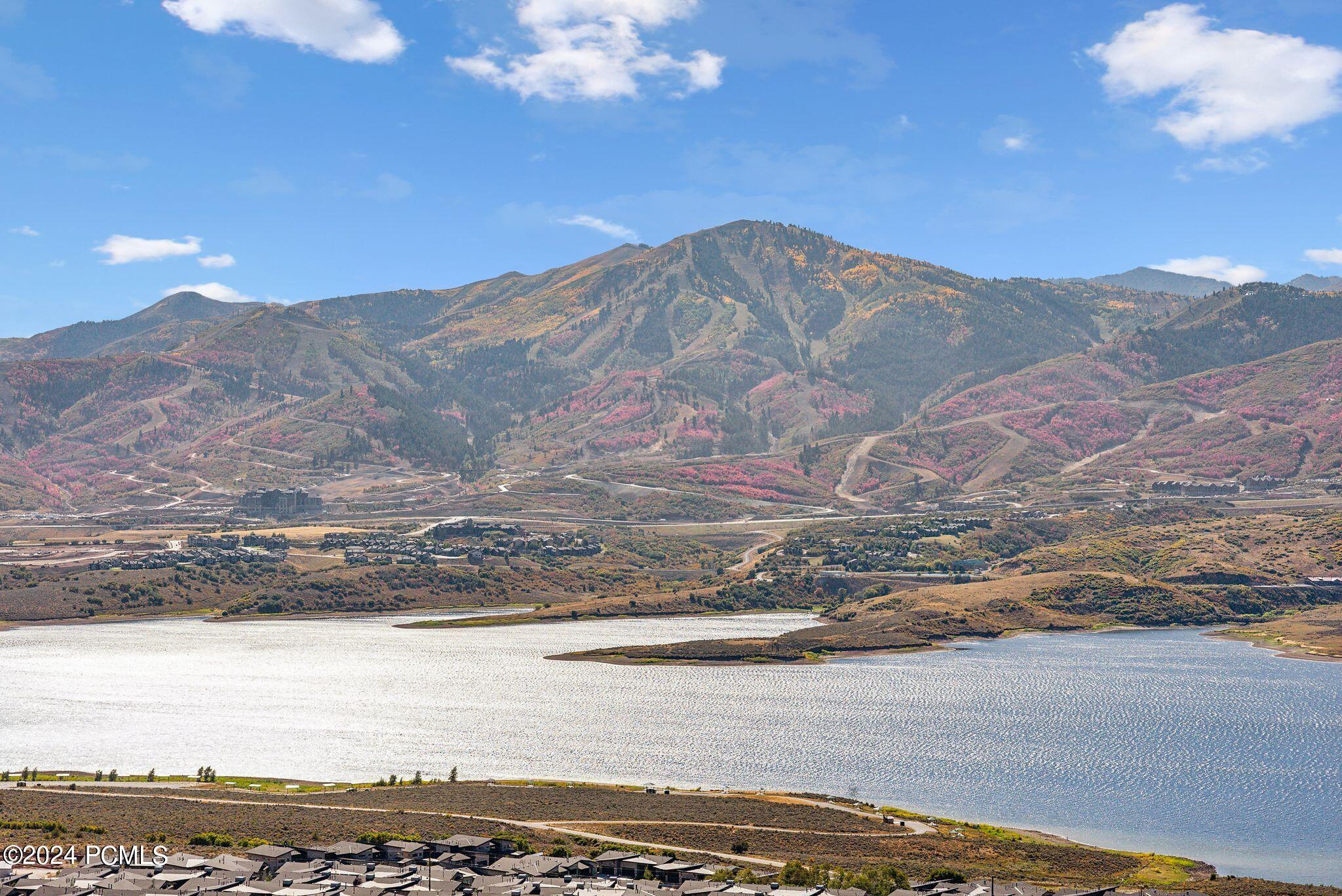 Hideout, Utah 84036, United States, 4 Bedrooms Bedrooms, ,3 BathroomsBathrooms,Residential,Pending,49027