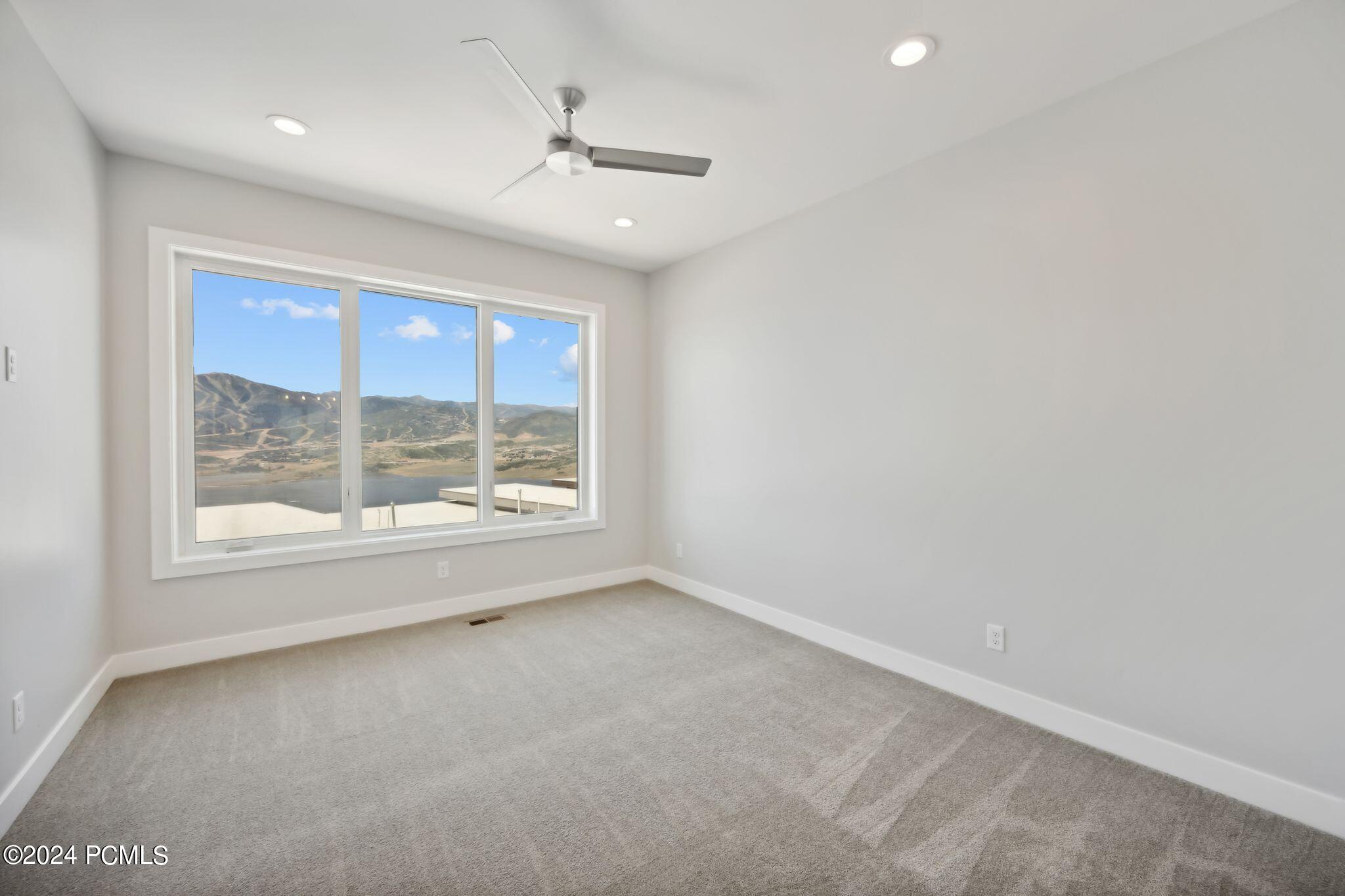 Hideout, Utah 84036, United States, 4 Bedrooms Bedrooms, ,3 BathroomsBathrooms,Residential,Pending,49027