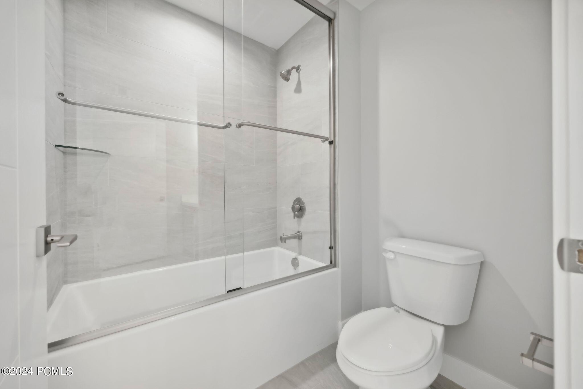 Hideout, Utah 84036, United States, 4 Bedrooms Bedrooms, ,3 BathroomsBathrooms,Residential,Pending,49027