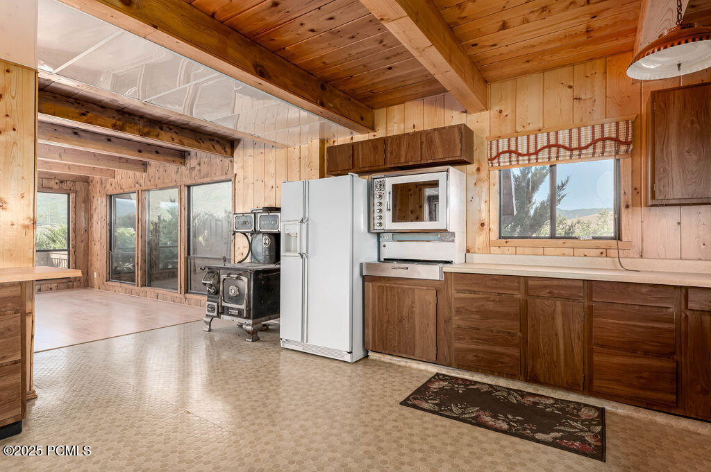 1570 W Main Canyon Road, Wallsburg, Utah image 13
