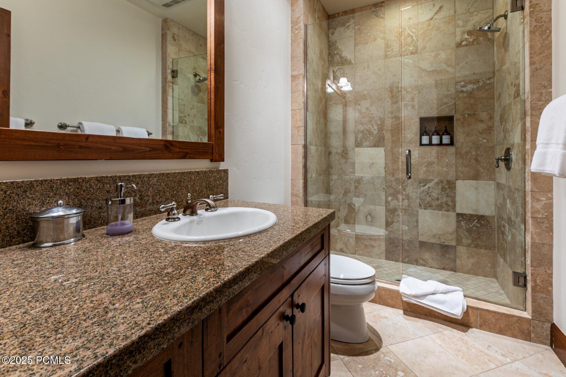 Park City, Utah 84060, United States, 4 Bedrooms Bedrooms, ,5 BathroomsBathrooms,Residential,Active,254174