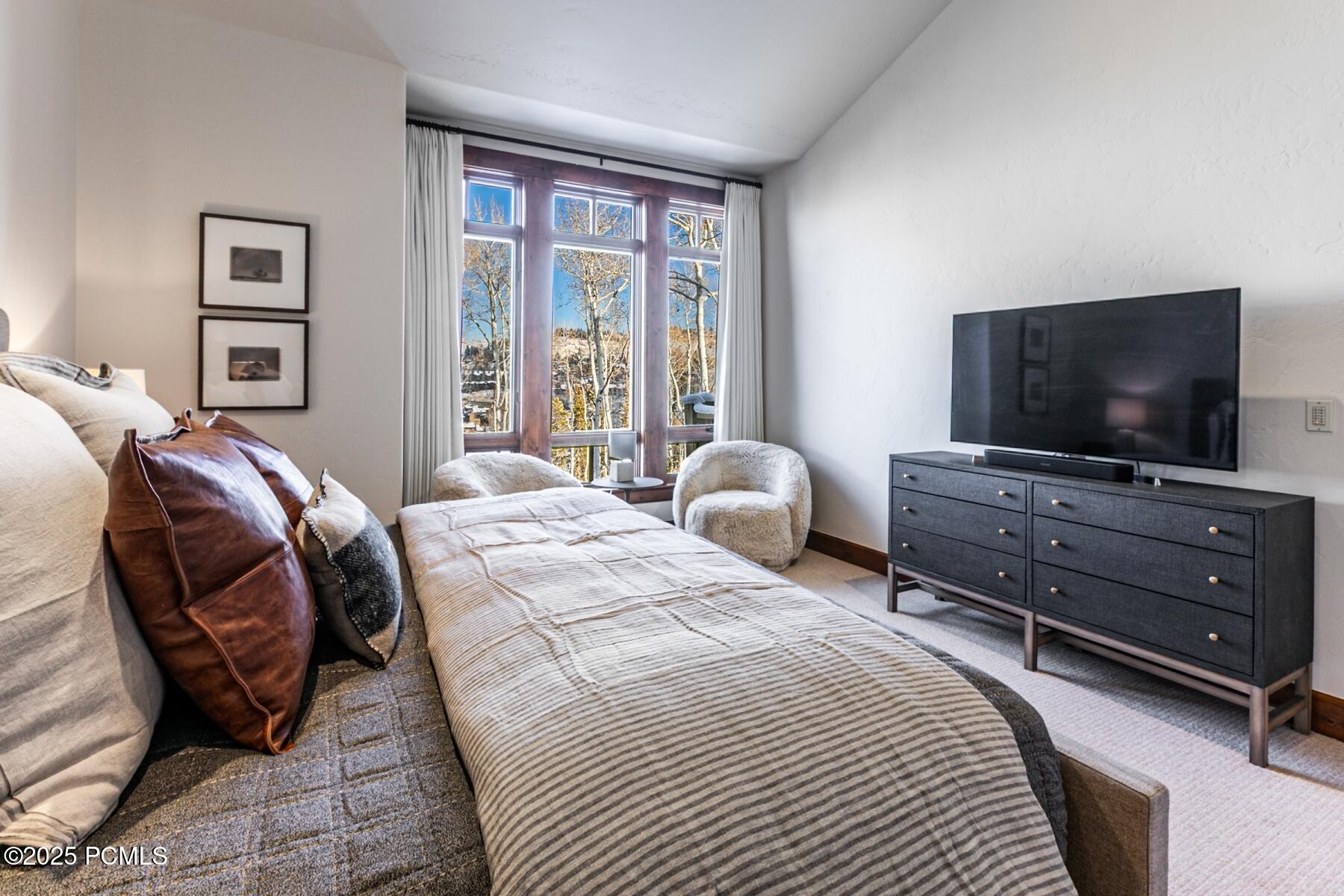 Park City, Utah 84060, United States, 4 Bedrooms Bedrooms, ,5 BathroomsBathrooms,Residential,Active,254174