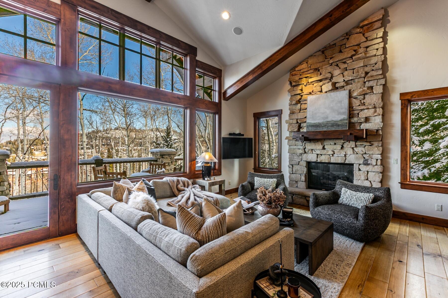 Park City, Utah 84060, United States, 4 Bedrooms Bedrooms, ,5 BathroomsBathrooms,Residential,Active,254174