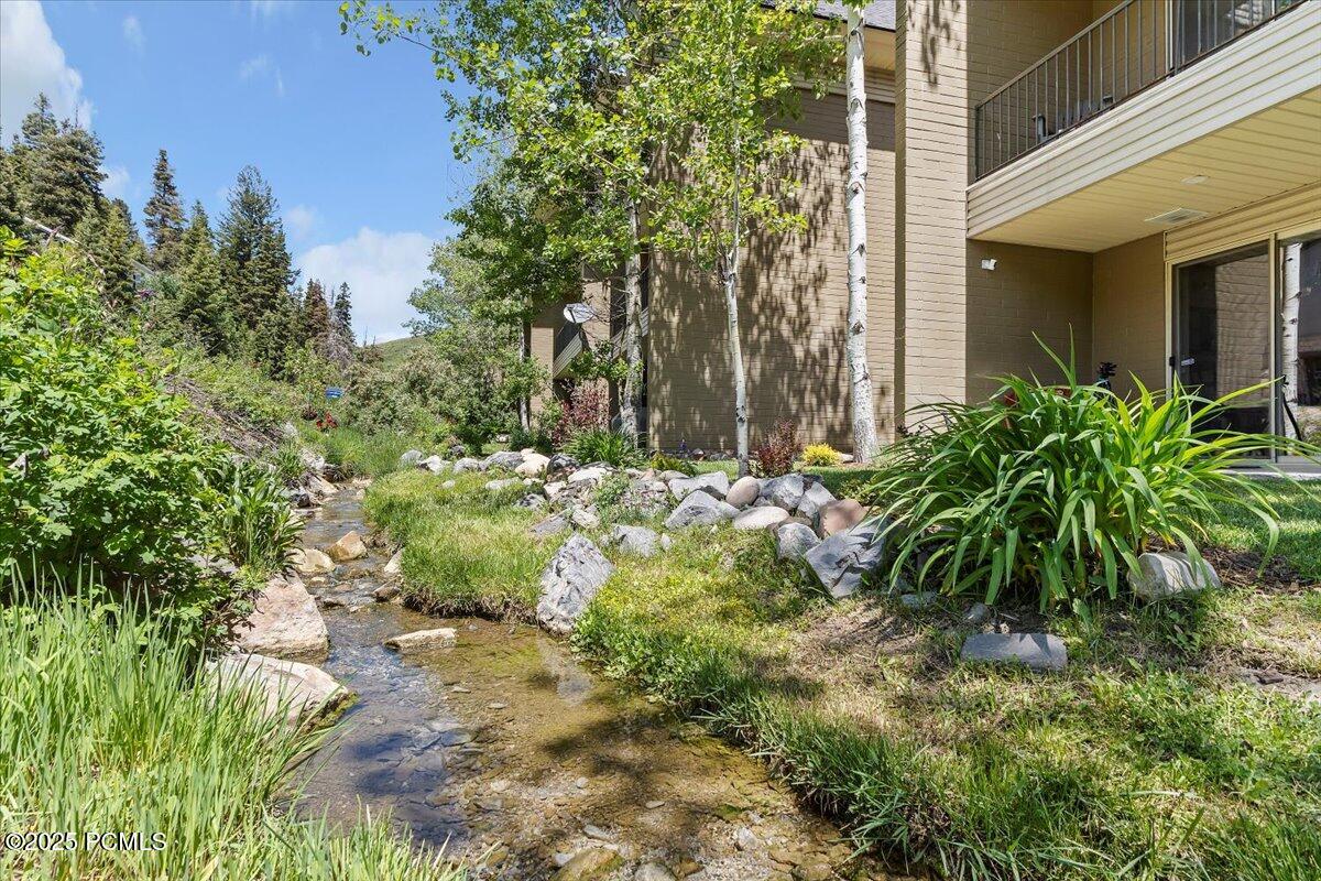 435 Aspen Drive #APT 8, Park City, Utah image 3