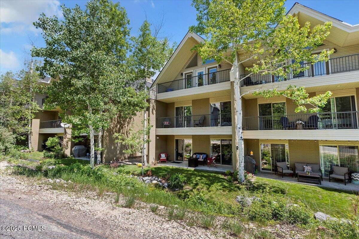 435 Aspen Drive #APT 8, Park City, Utah image 1