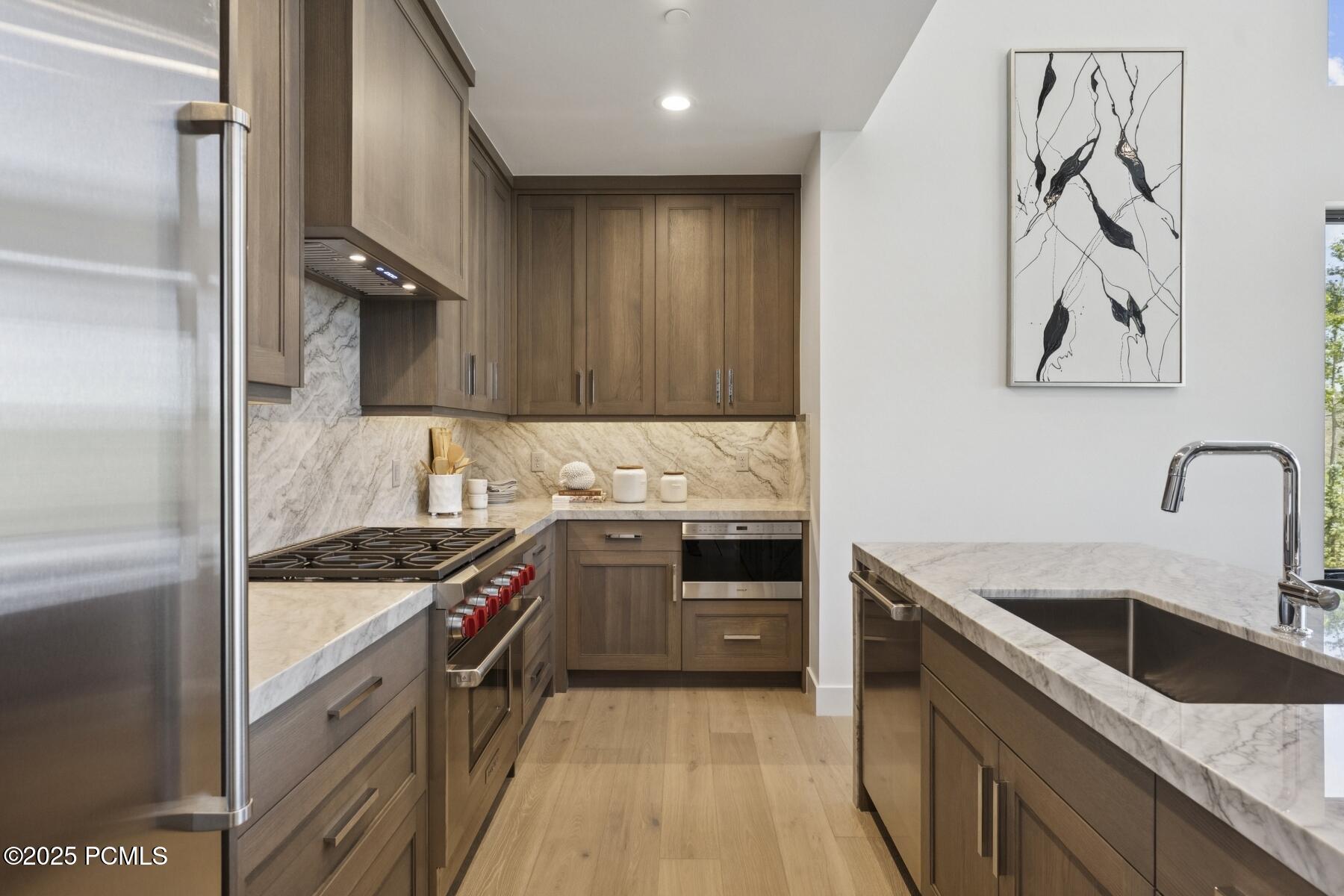 Park City, Utah 84098, United States, 3 Bedrooms Bedrooms, ,4 BathroomsBathrooms,Residential,Active,28104