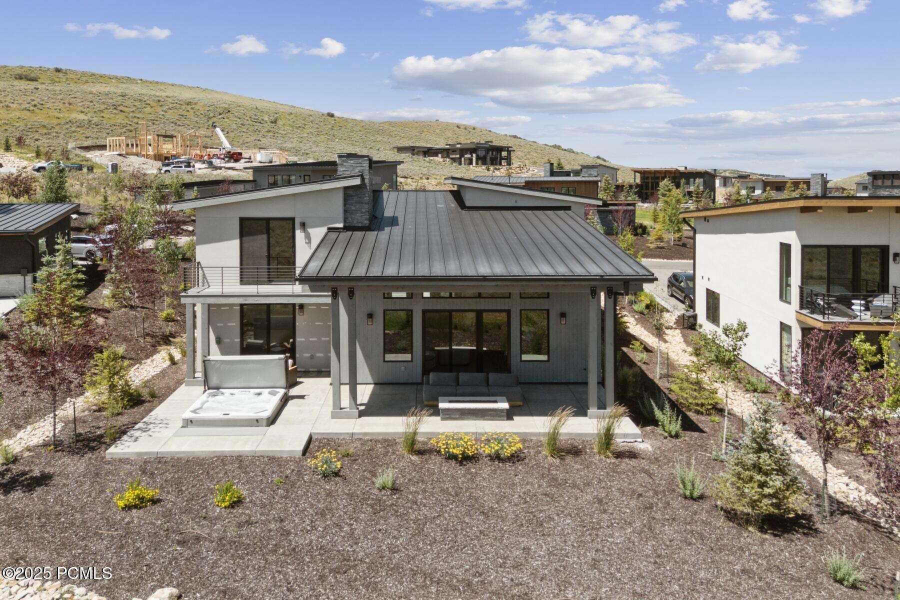 Park City, Utah 84098, United States, 3 Bedrooms Bedrooms, ,4 BathroomsBathrooms,Residential,Active,28104