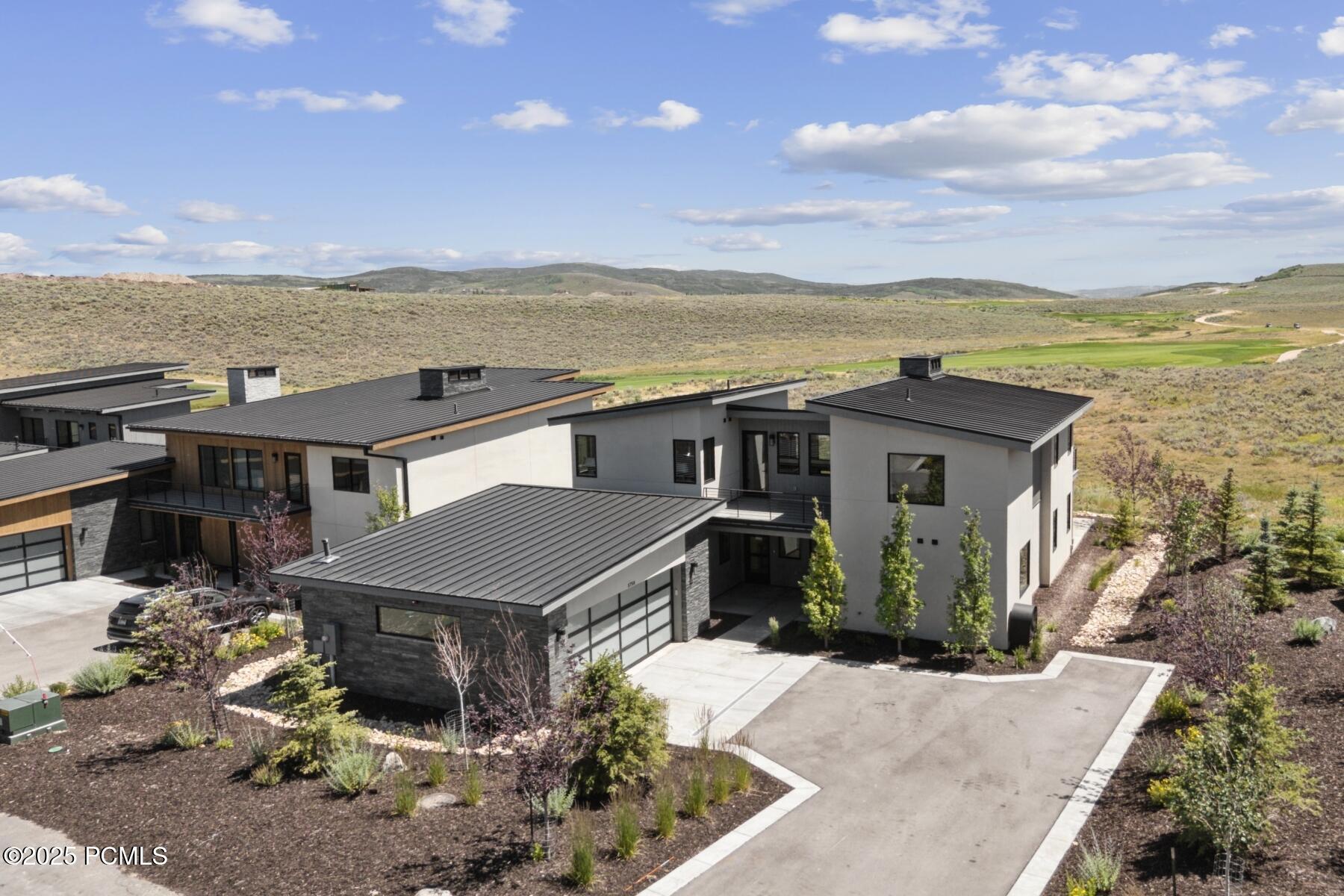 Park City, Utah 84098, United States, 3 Bedrooms Bedrooms, ,4 BathroomsBathrooms,Residential,Active,28104