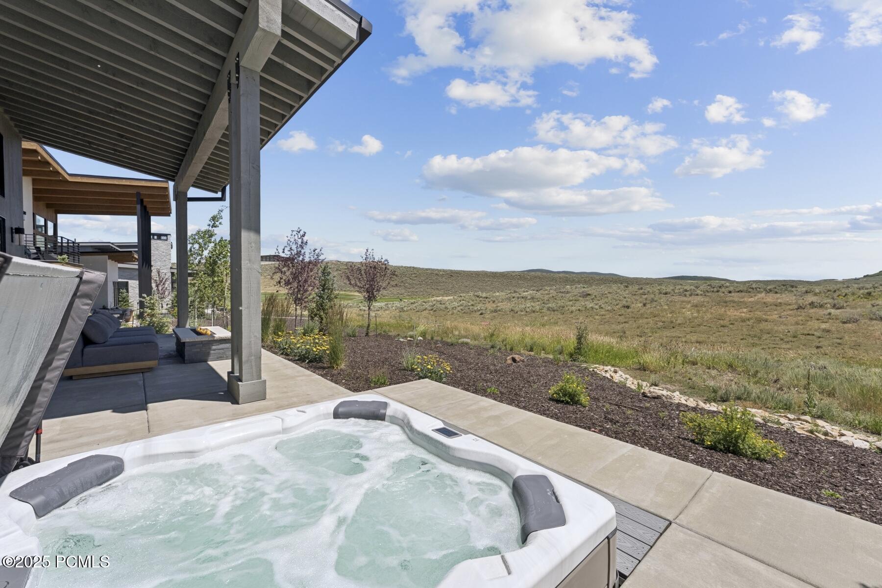 Park City, Utah 84098, United States, 3 Bedrooms Bedrooms, ,4 BathroomsBathrooms,Residential,Active,28104