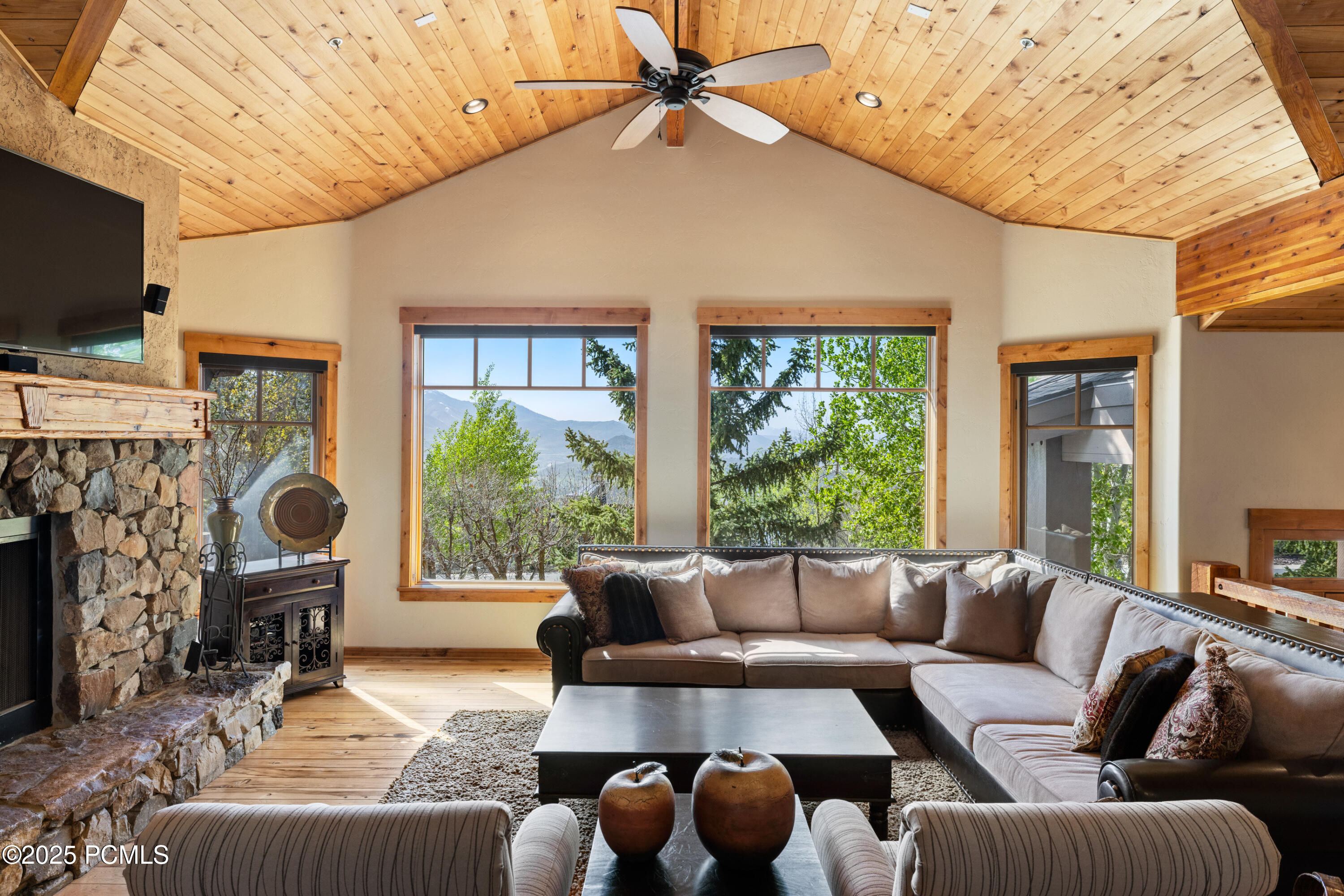 3652 Sun Ridge Drive, Park City, Utah image 4