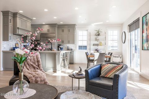 Homes For Sale - 2602 Piper Way<br/> Summit County, Park City, UT 84060