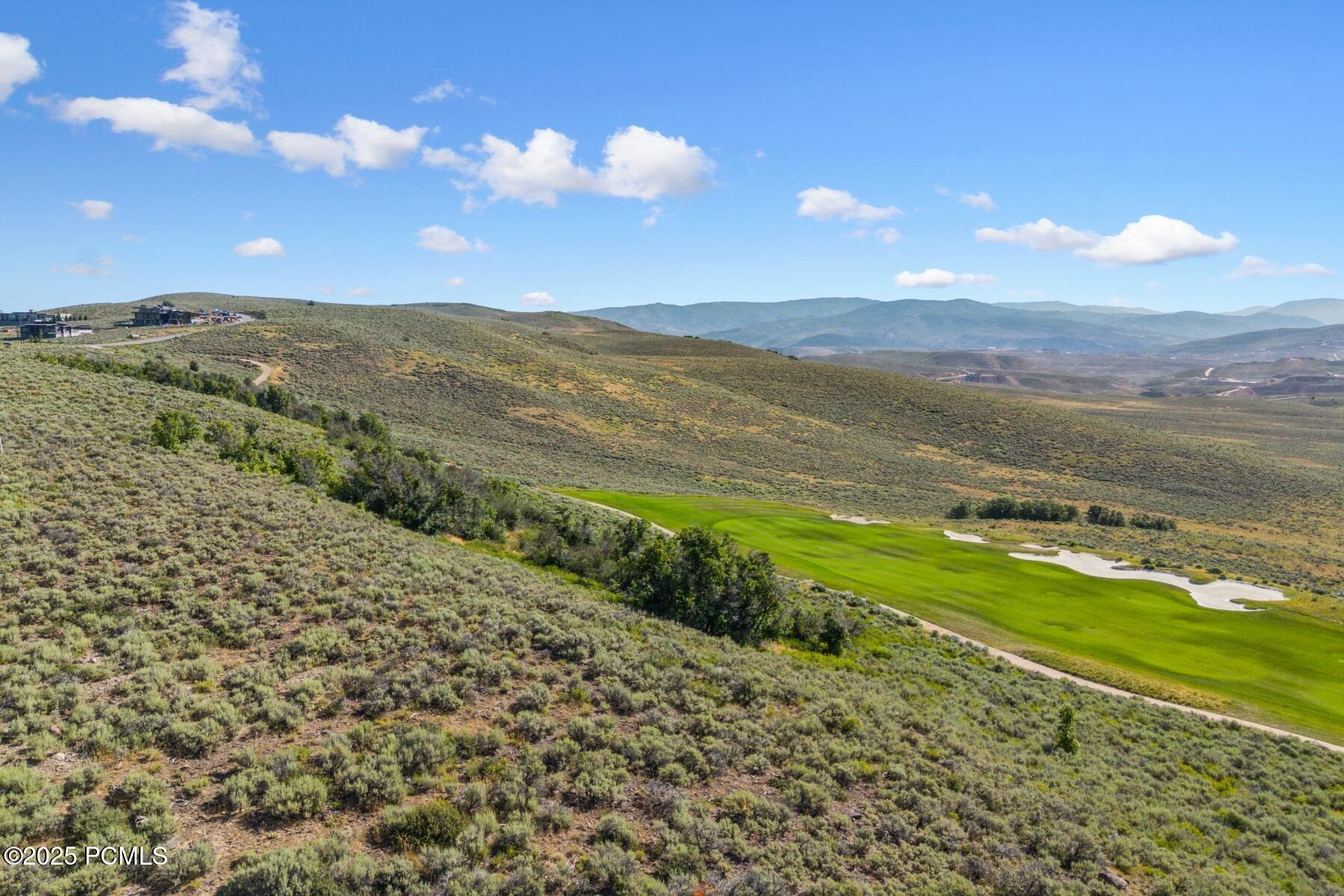 Park City, Utah 84098, United States, 5 Bedrooms Bedrooms, ,6 BathroomsBathrooms,Residential,Pending,231437