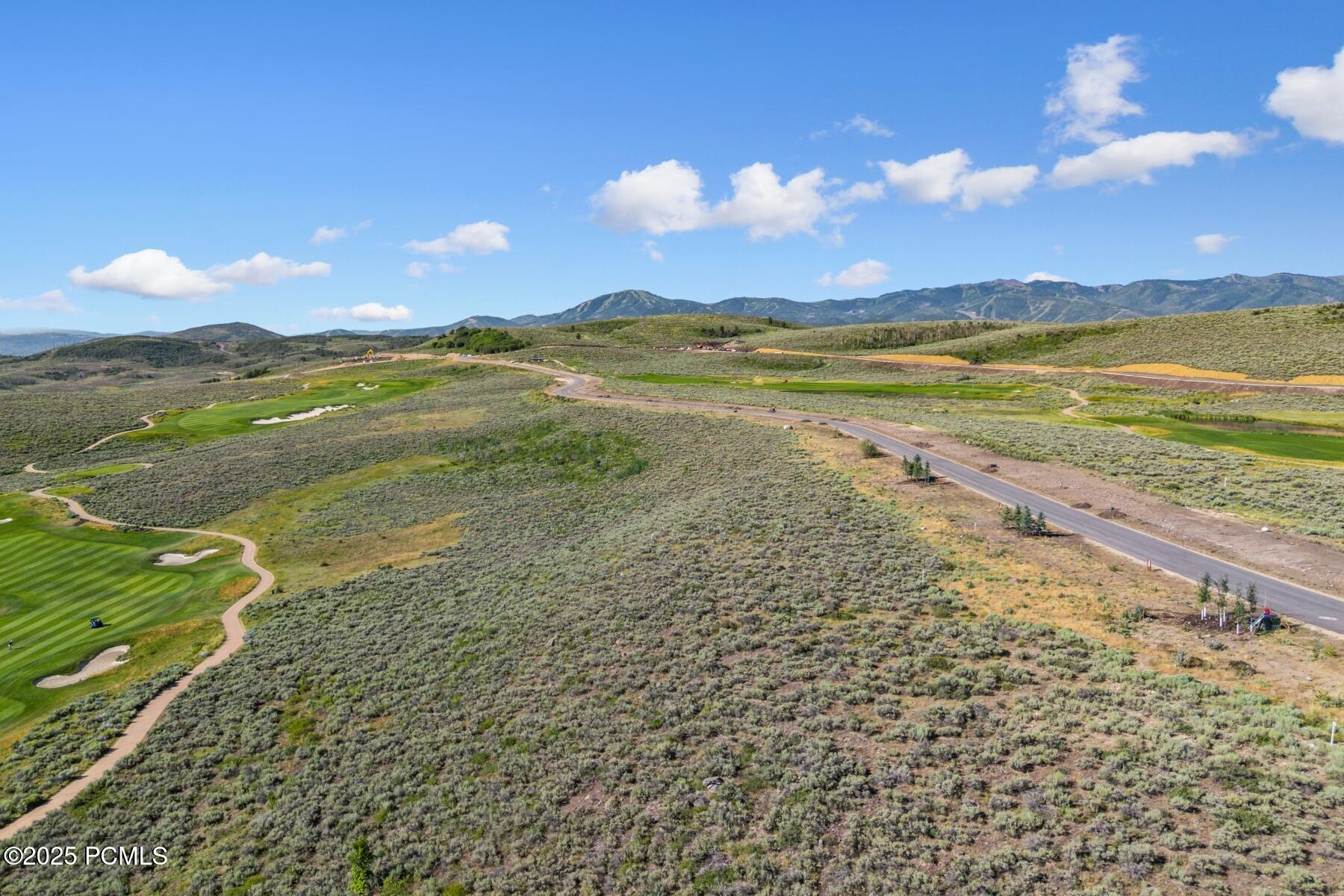 Park City, Utah 84098, United States, 5 Bedrooms Bedrooms, ,6 BathroomsBathrooms,Residential,Pending,231437