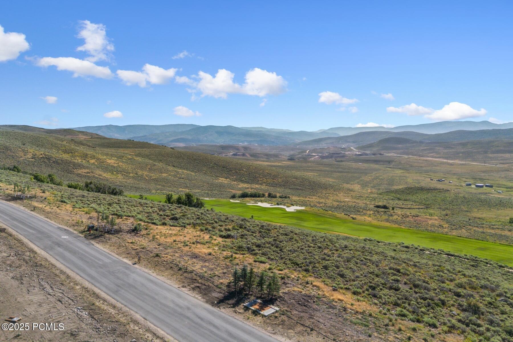 Park City, Utah 84098, United States, 5 Bedrooms Bedrooms, ,6 BathroomsBathrooms,Residential,Pending,231437