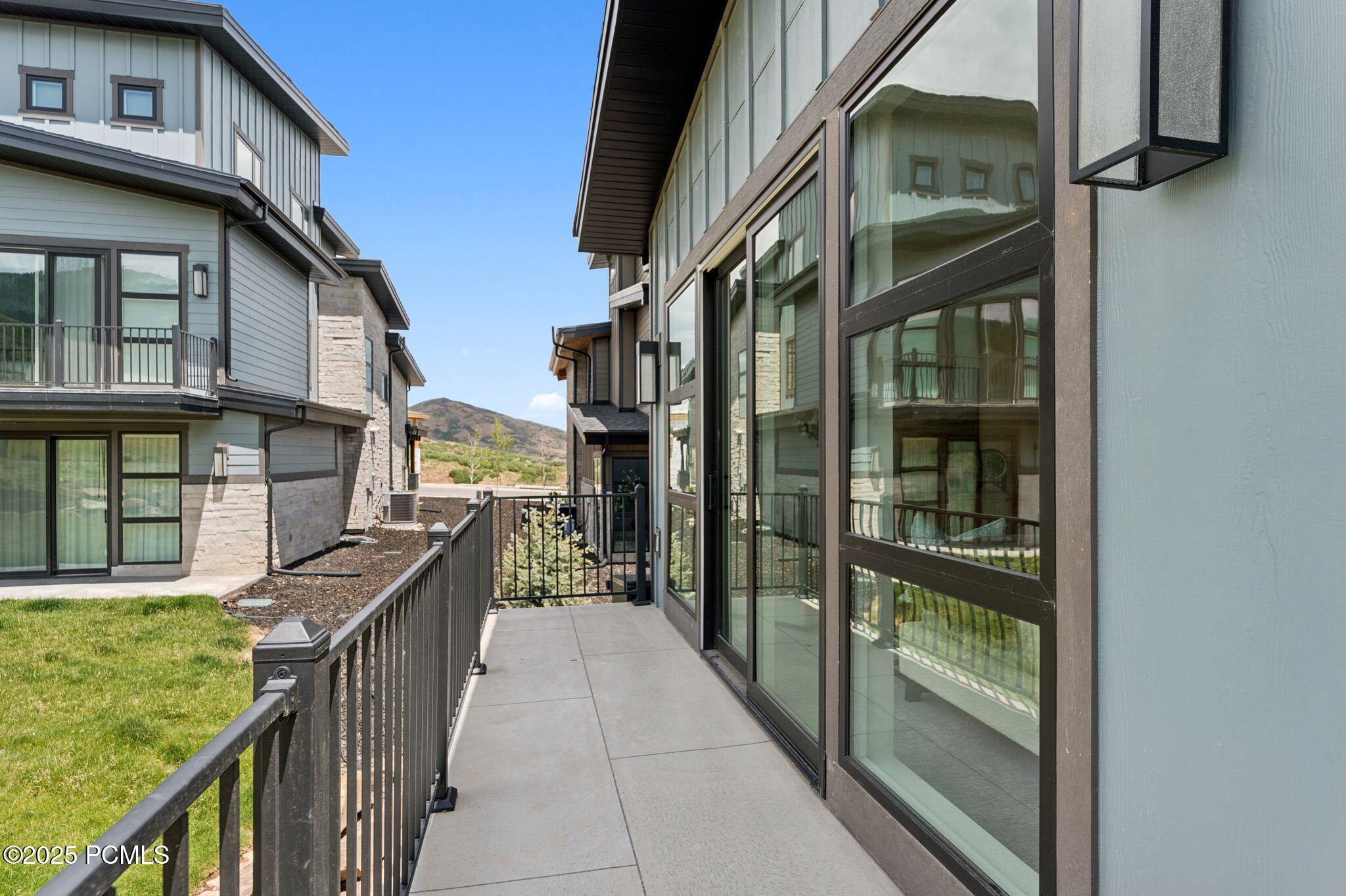 Mayflower Mountain, Utah 84032, United States, 5 Bedrooms Bedrooms, ,6 BathroomsBathrooms,Residential,Active,110939