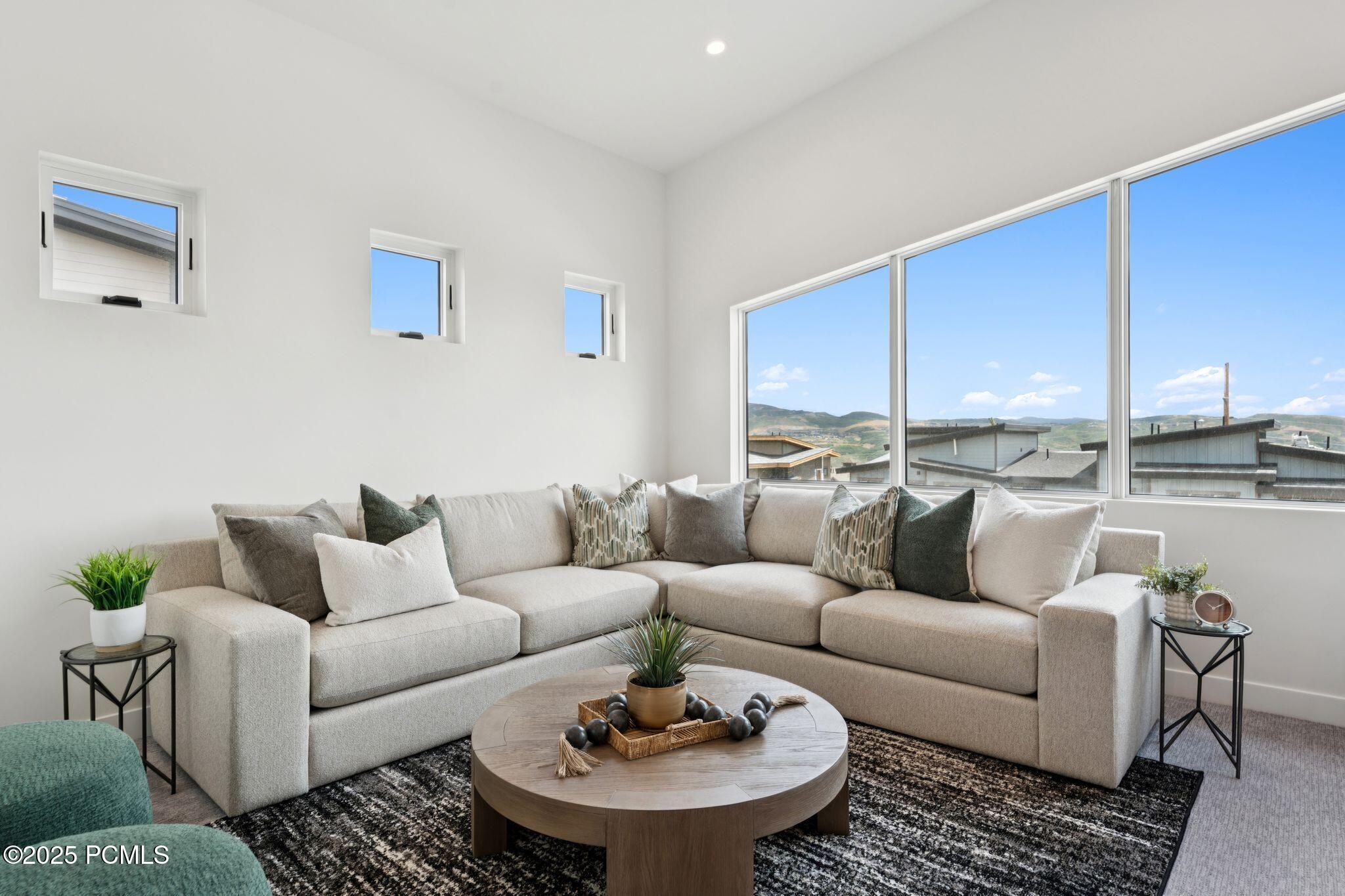 Mayflower Mountain, Utah 84032, United States, 5 Bedrooms Bedrooms, ,6 BathroomsBathrooms,Residential,Active,110939