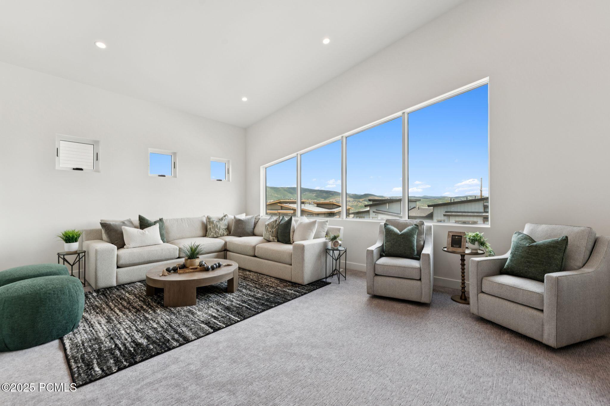 Mayflower Mountain, Utah 84032, United States, 5 Bedrooms Bedrooms, ,6 BathroomsBathrooms,Residential,Active,110939