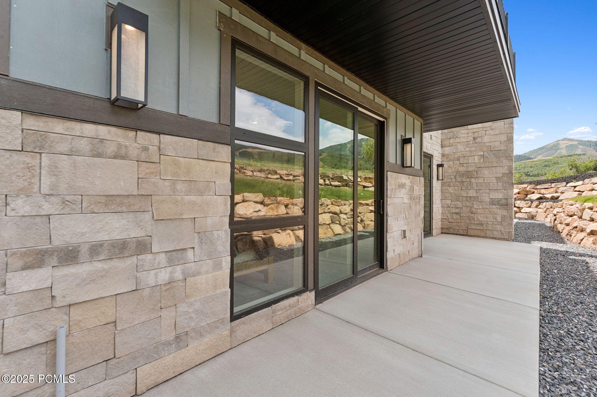 Mayflower Mountain, Utah 84032, United States, 5 Bedrooms Bedrooms, ,6 BathroomsBathrooms,Residential,Active,110939