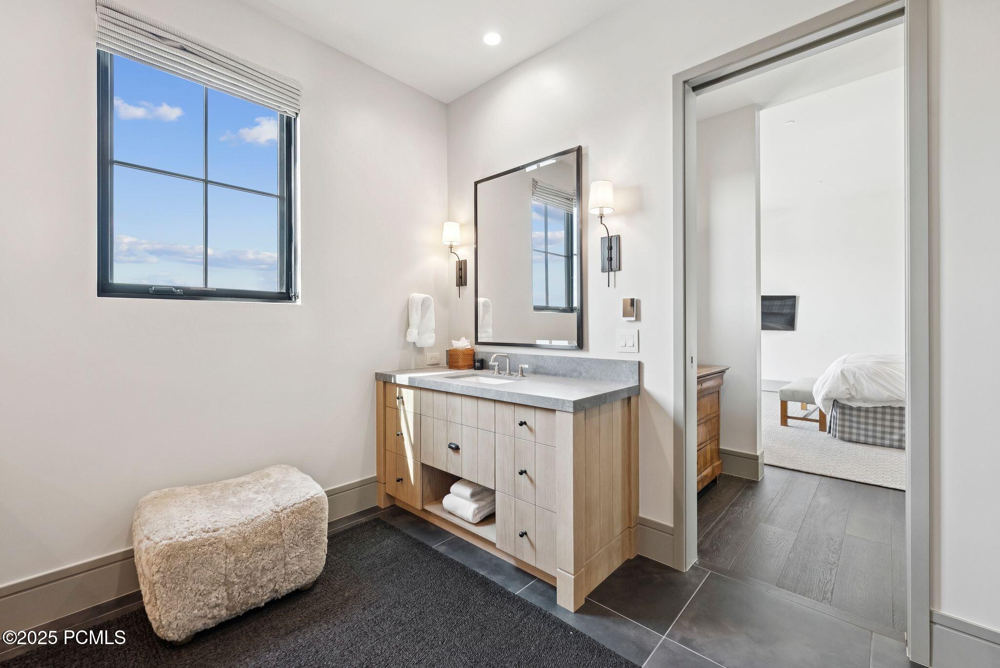 Heber City, Utah 84032, United States, 4 Bedrooms Bedrooms, ,5 BathroomsBathrooms,Residential,Active,200362