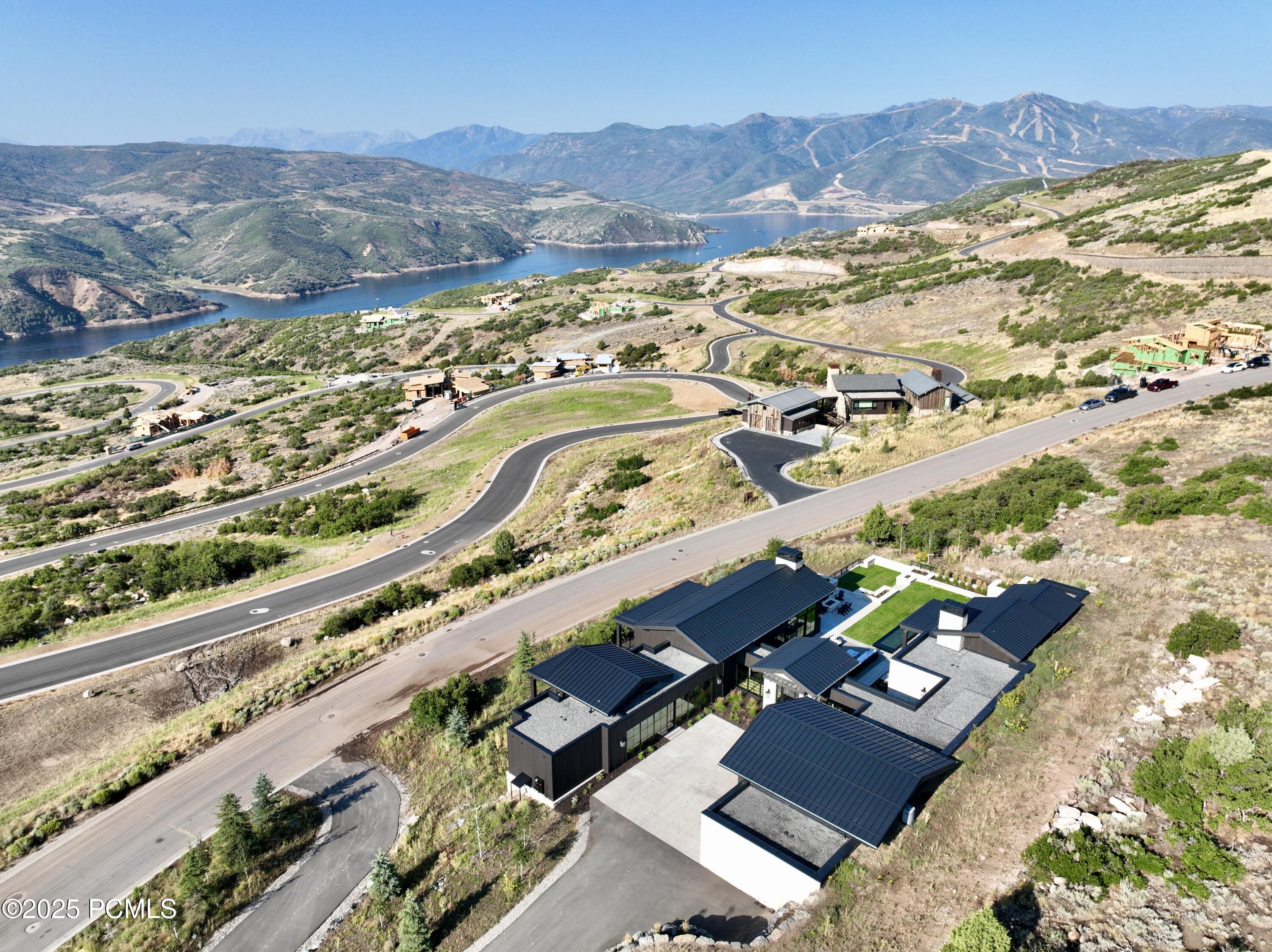 Heber City, Utah 84032, United States, 4 Bedrooms Bedrooms, ,5 BathroomsBathrooms,Residential,Active,200362