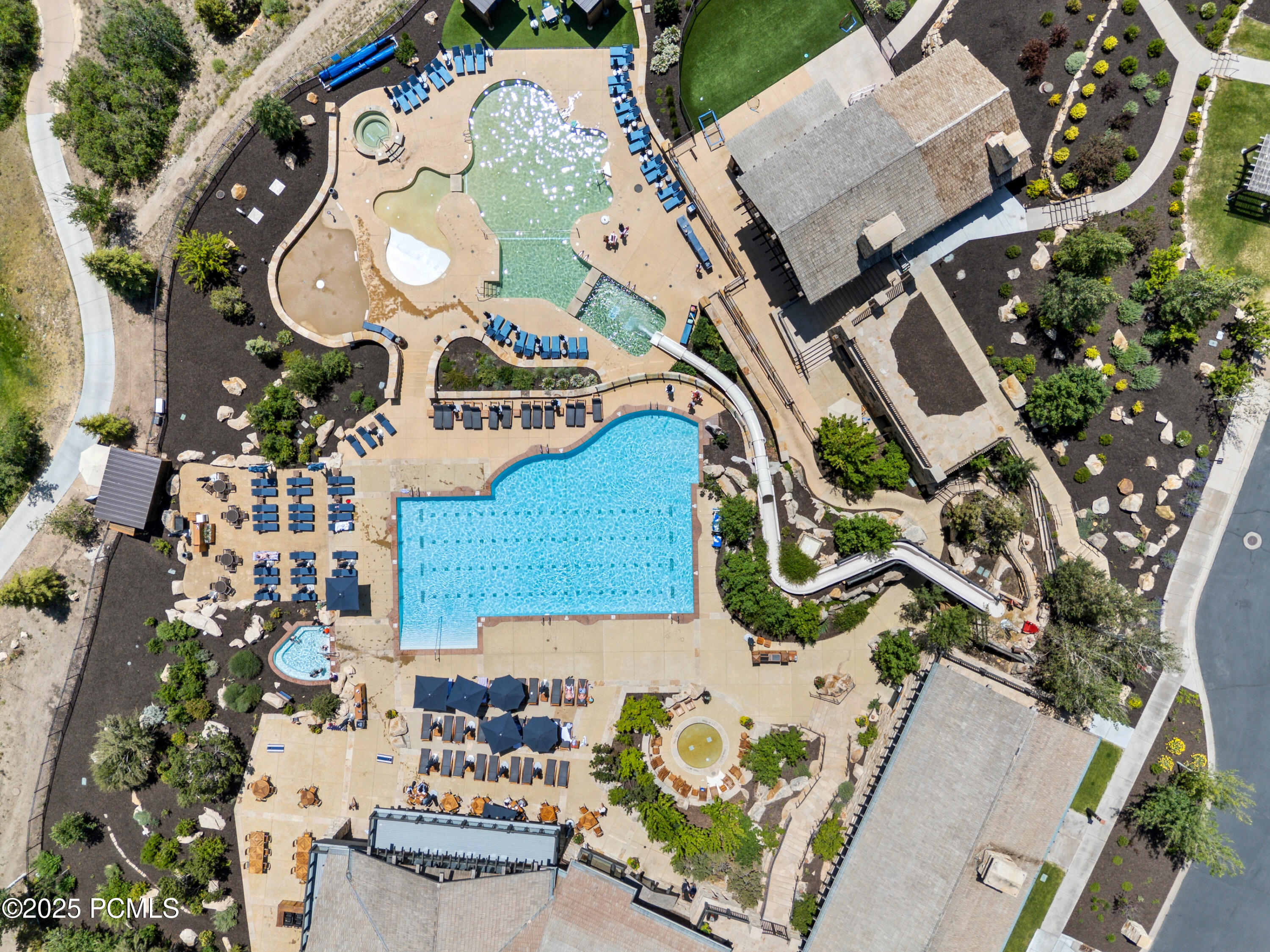 Heber City, Utah 84032, United States, 4 Bedrooms Bedrooms, ,5 BathroomsBathrooms,Residential,Active,200362