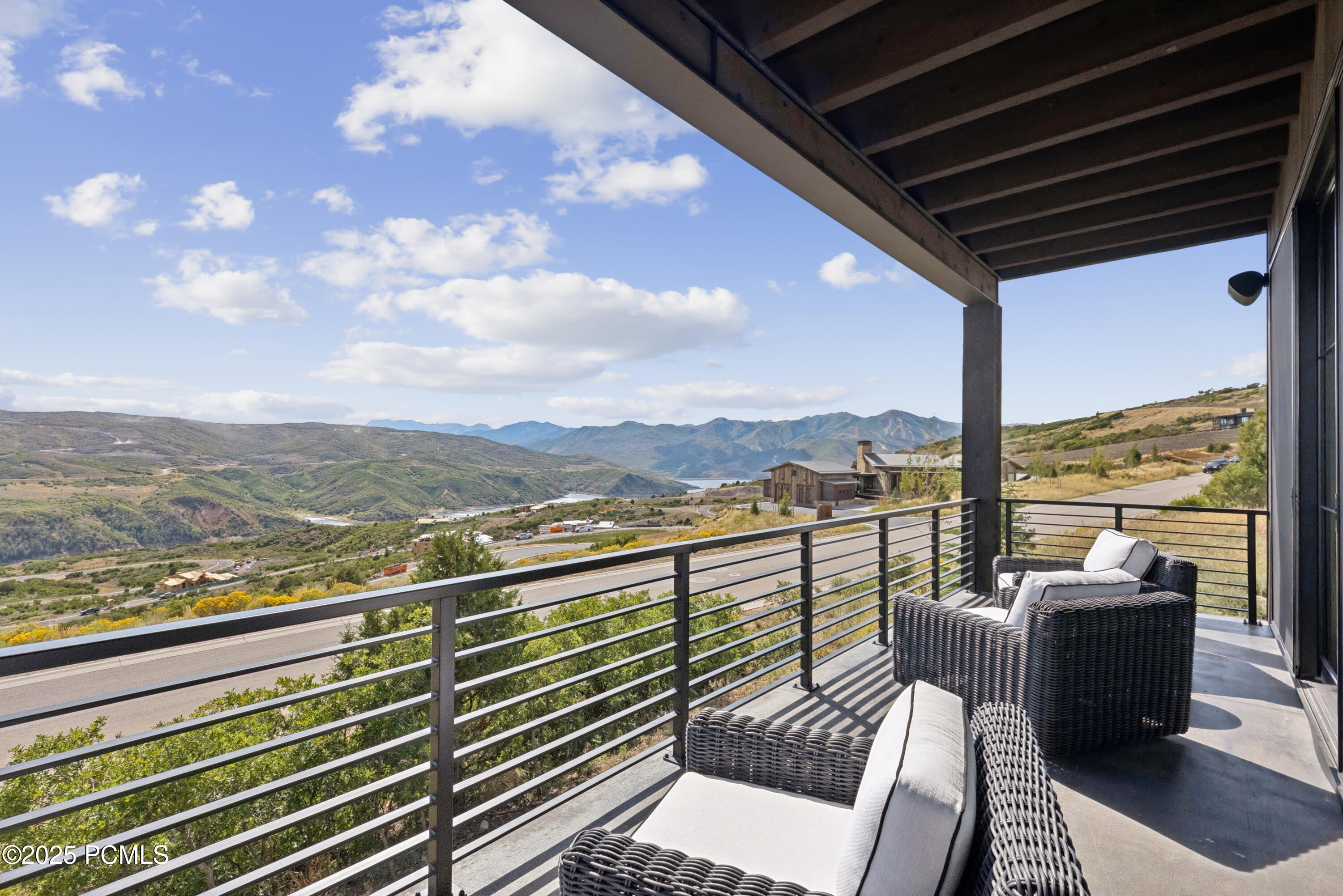 Heber City, Utah 84032, United States, 4 Bedrooms Bedrooms, ,5 BathroomsBathrooms,Residential,Active,200362