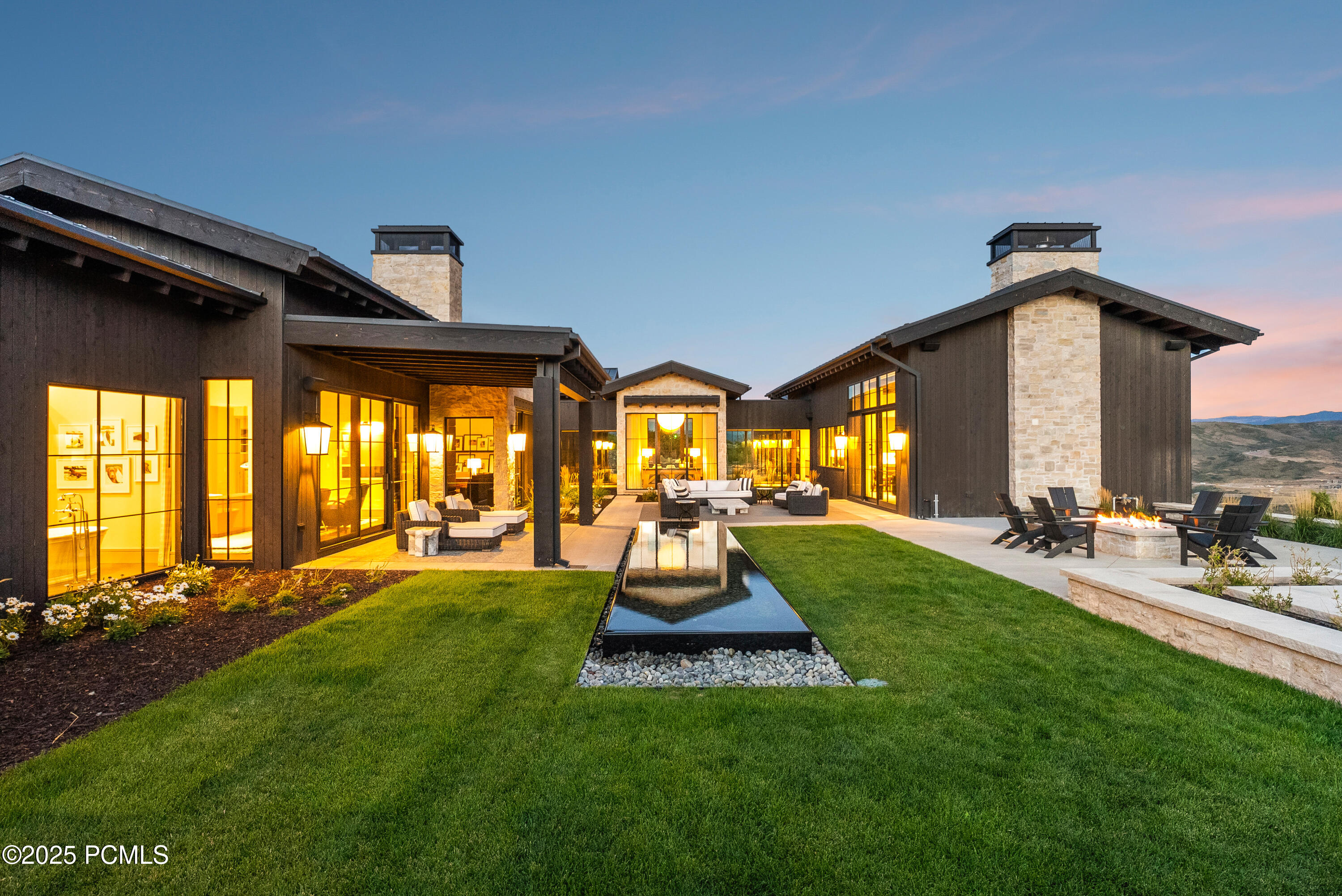 Heber City, Utah 84032, United States, 4 Bedrooms Bedrooms, ,5 BathroomsBathrooms,Residential,Active,200362