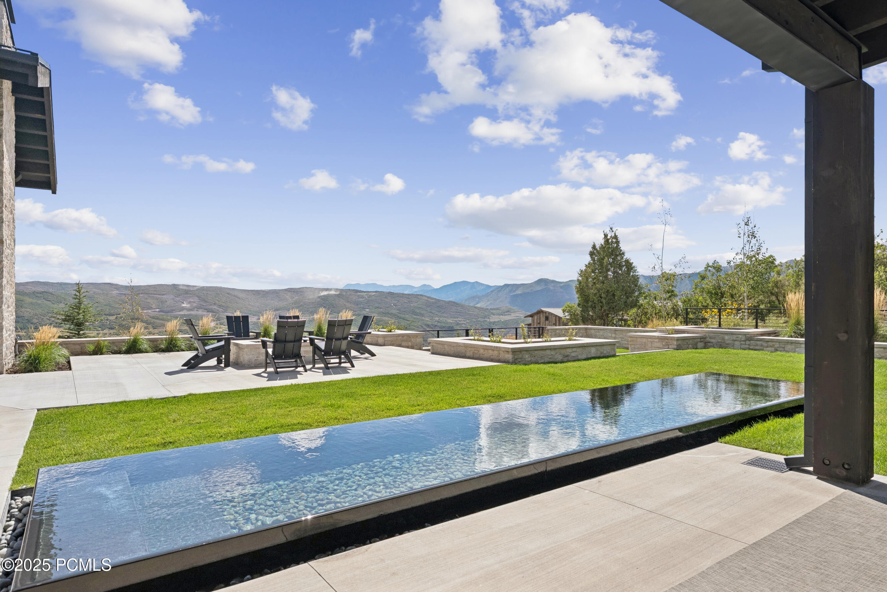 Heber City, Utah 84032, United States, 4 Bedrooms Bedrooms, ,5 BathroomsBathrooms,Residential,Active,200362